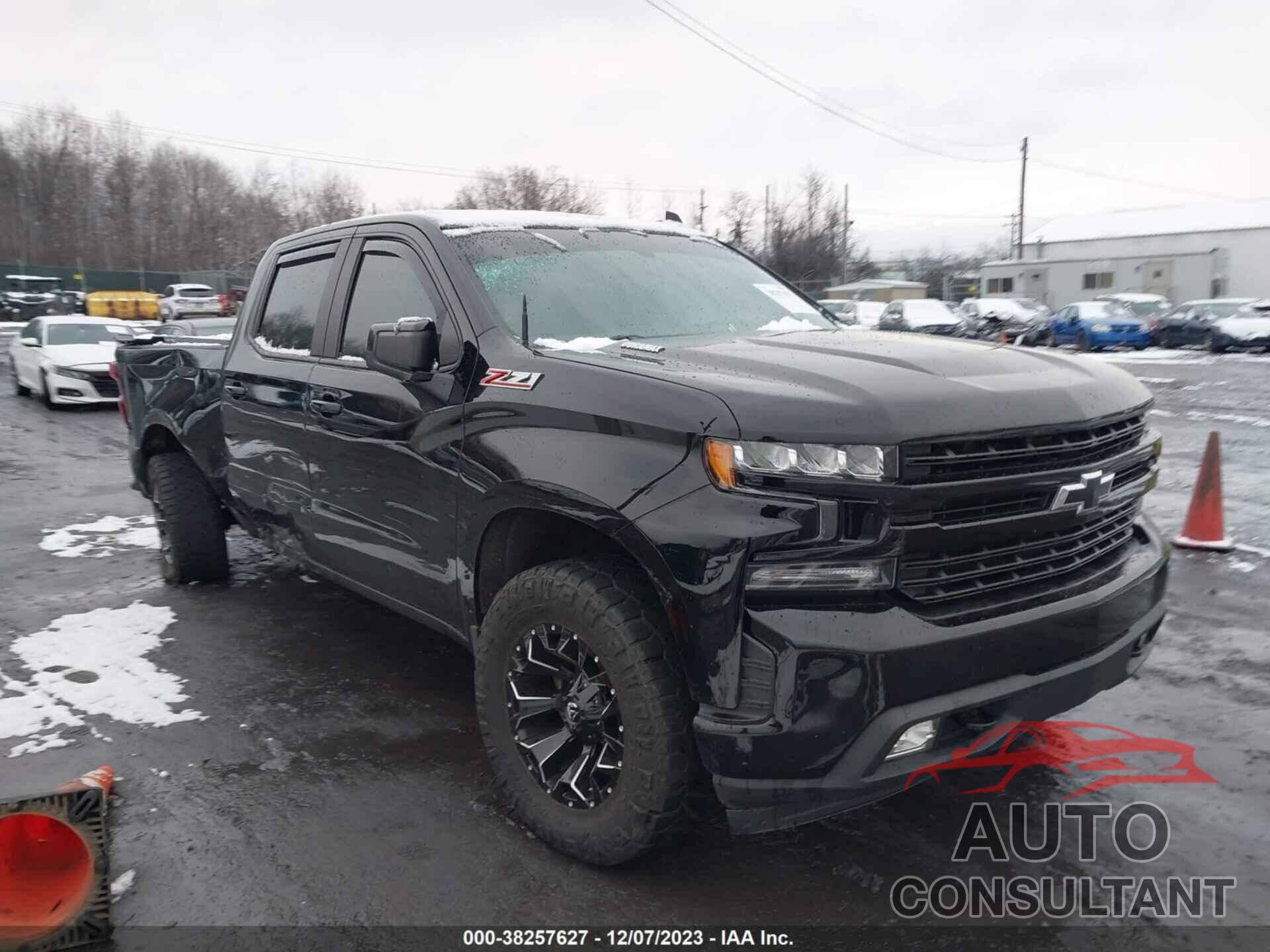 CHEVROLET SILVERADO 1500 2020 - 3GCUYEETXLG257239