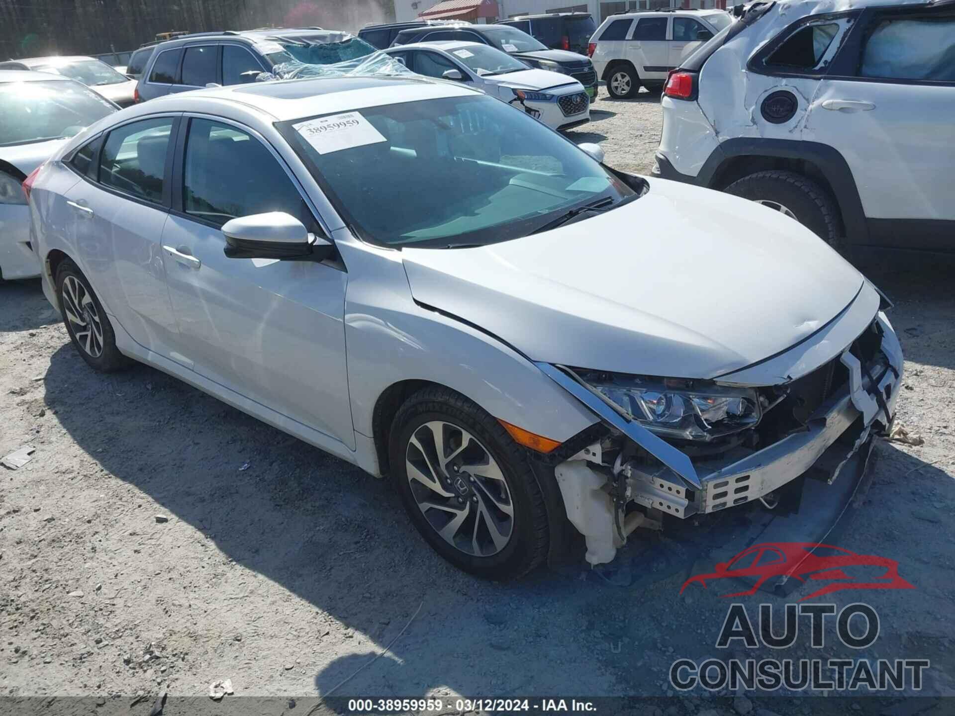 HONDA CIVIC 2018 - 19XFC2F73JE028577