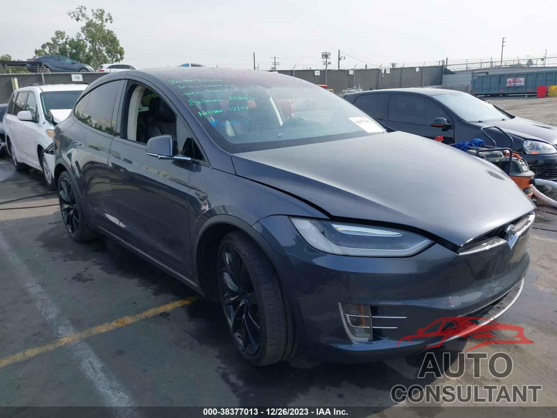 TESLA MODEL X 2016 - 5YJXCAE40GF002723