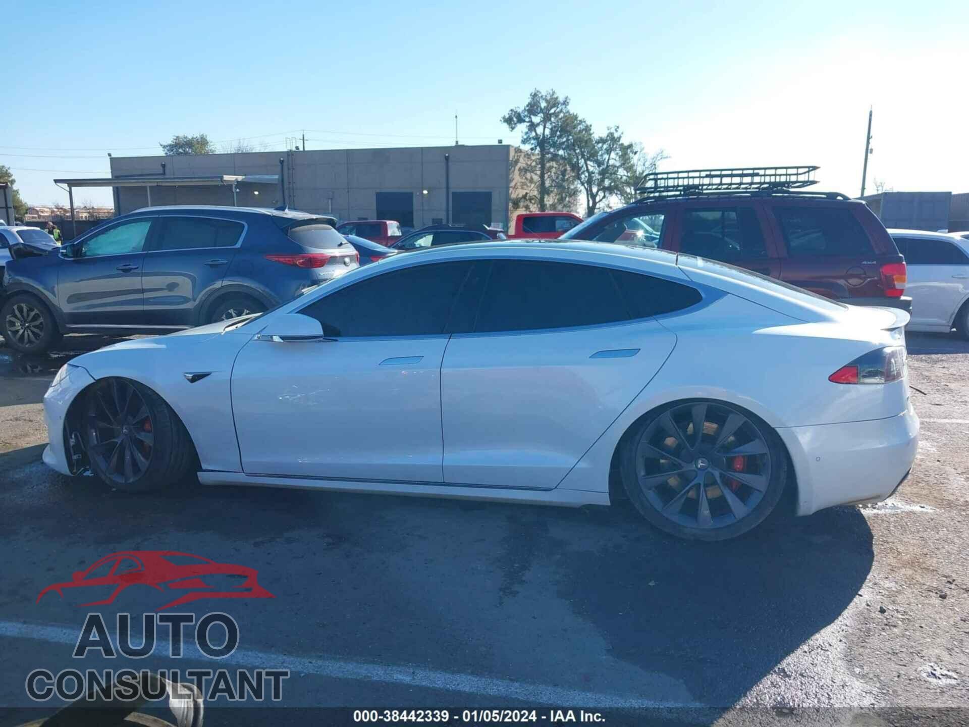 TESLA MODEL S 2019 - 5YJSA1E47KF330178