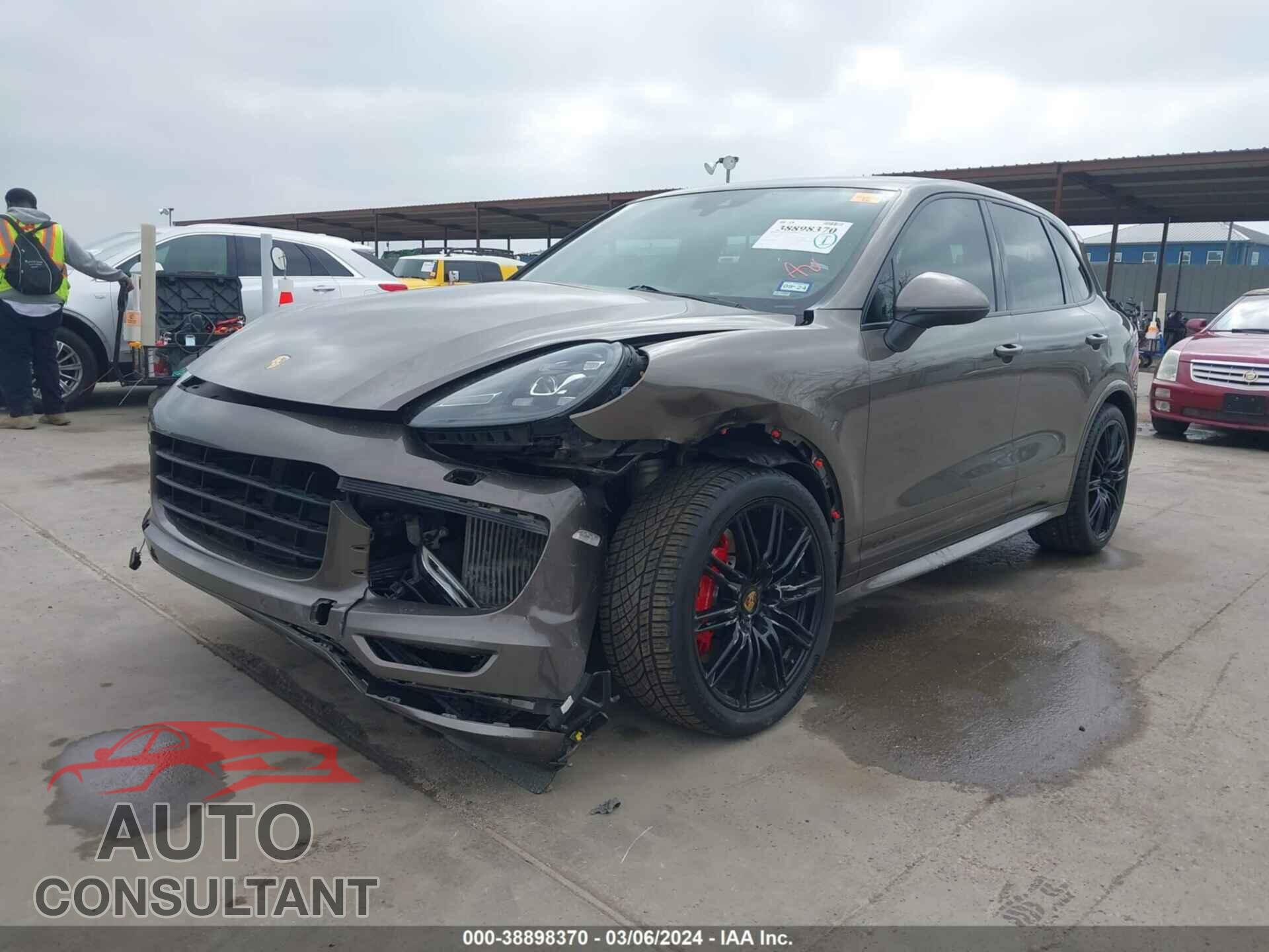 PORSCHE CAYENNE 2016 - WP1AD2A22GLA71308