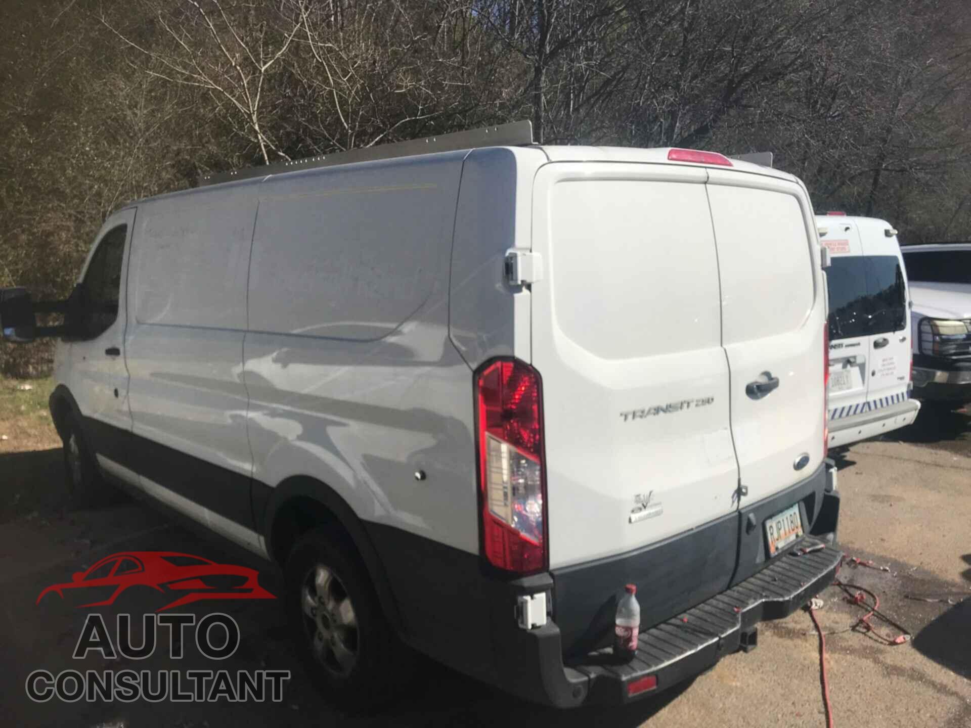 FORD TRANSIT 2019 - 1FTYR1YG5KKB48152