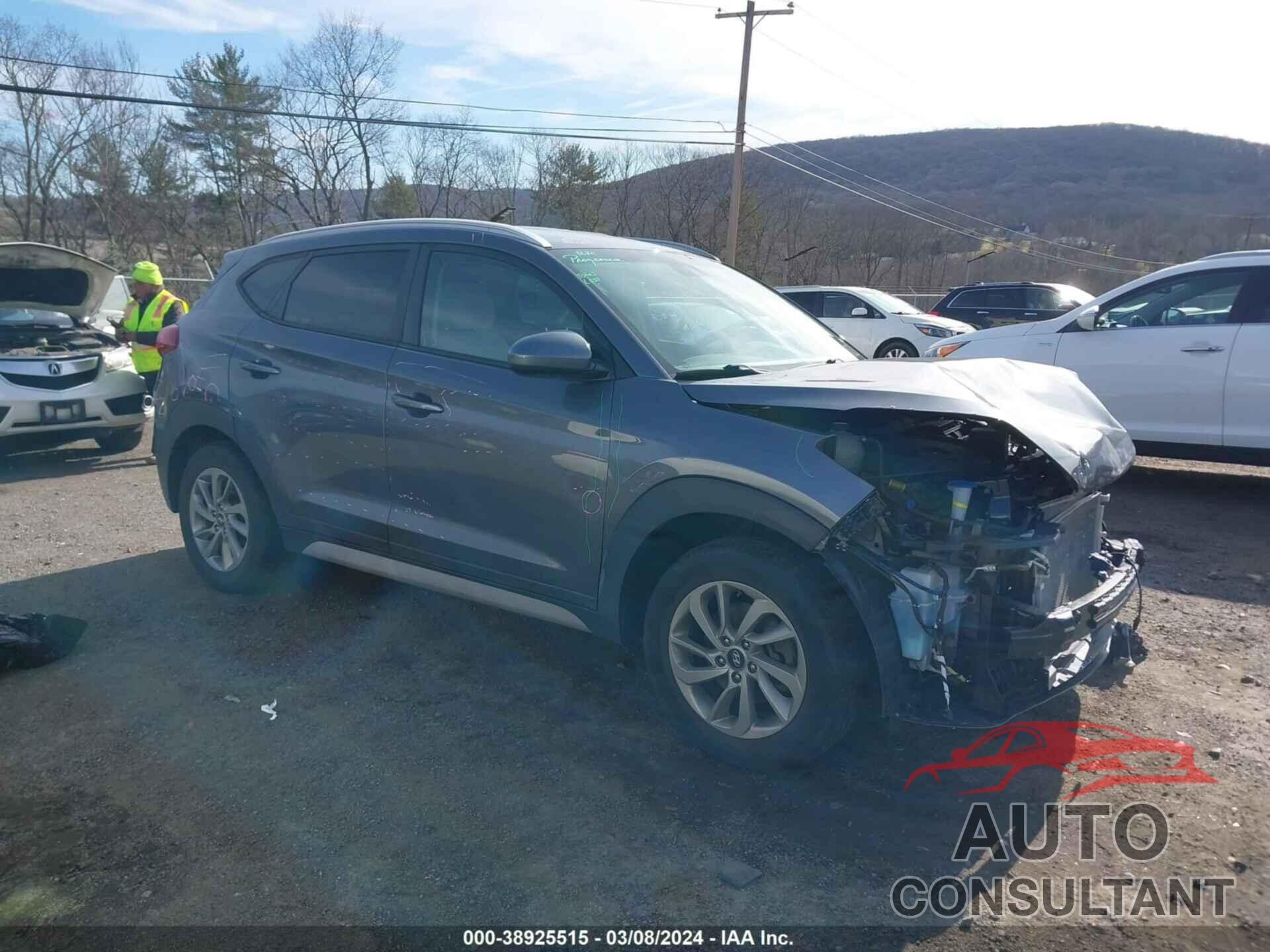 HYUNDAI TUCSON 2018 - KM8J3CA43JU636660