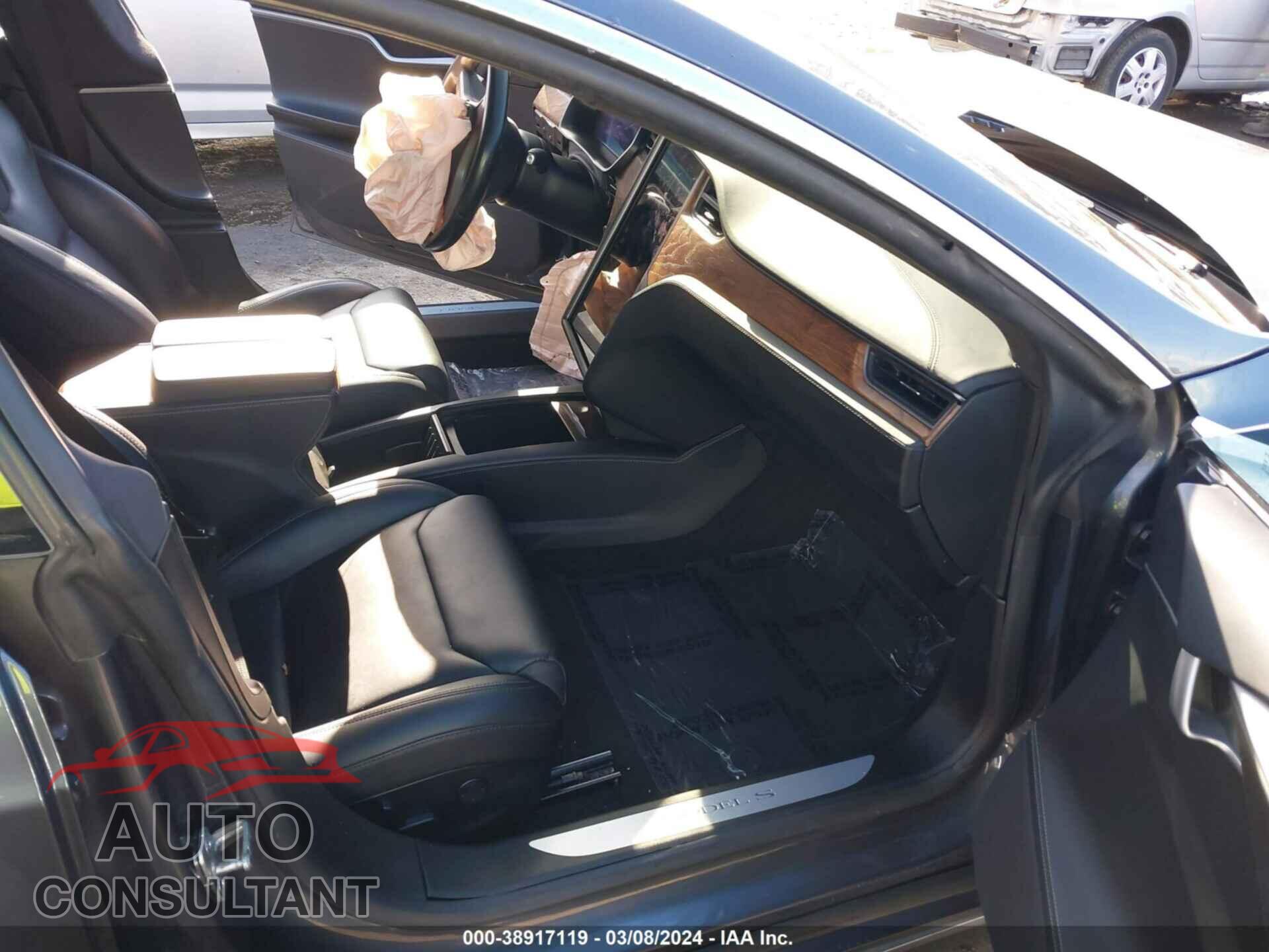 TESLA MODEL S 2019 - 5YJSA1E20KF302477