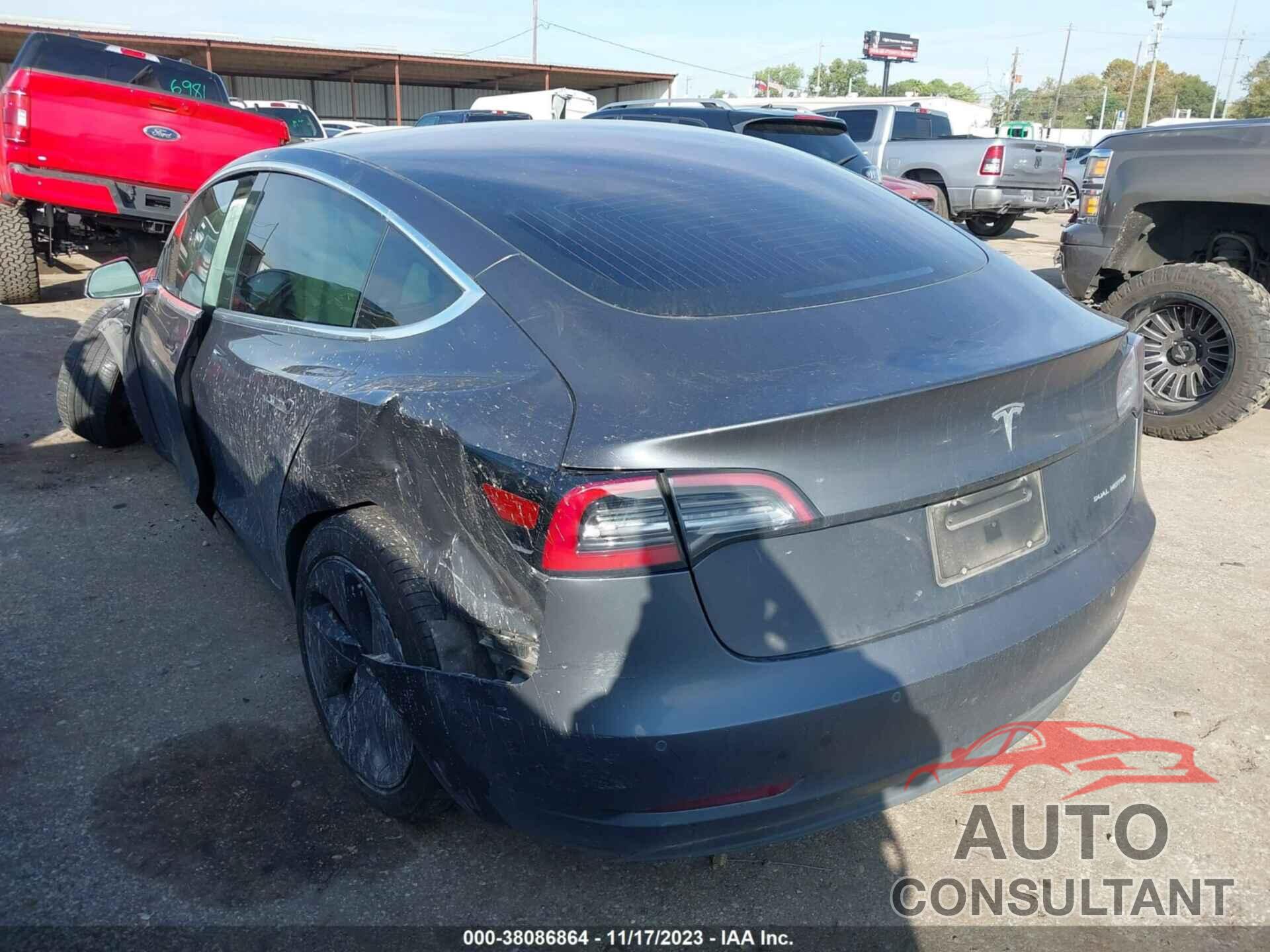 TESLA MODEL 3 2019 - 5YJ3E1EB5KF209768