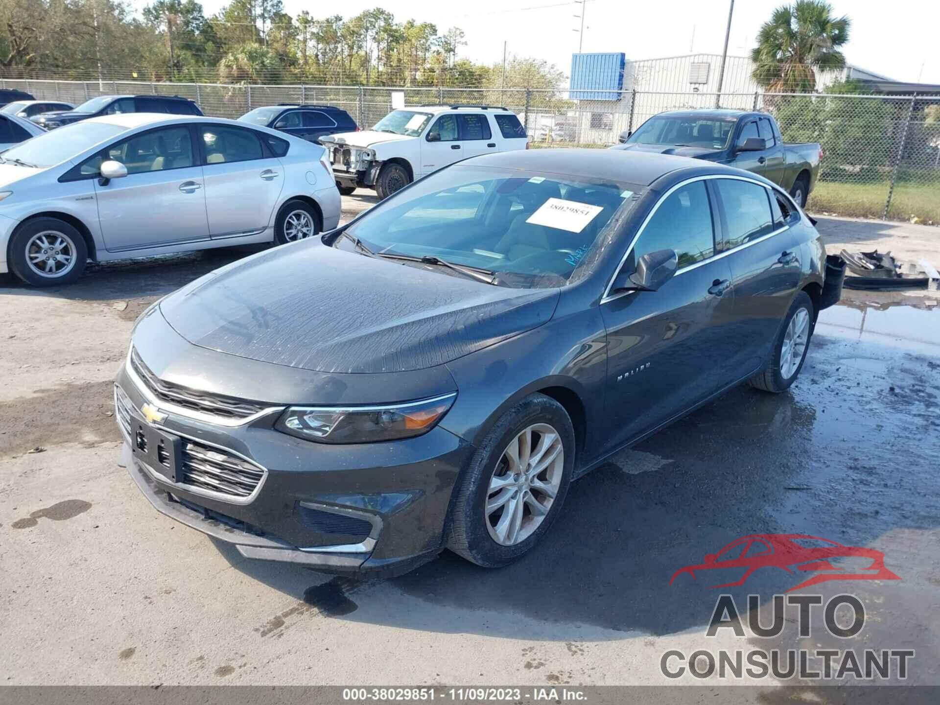 CHEVROLET MALIBU 2017 - 1G1ZE5ST5HF269433