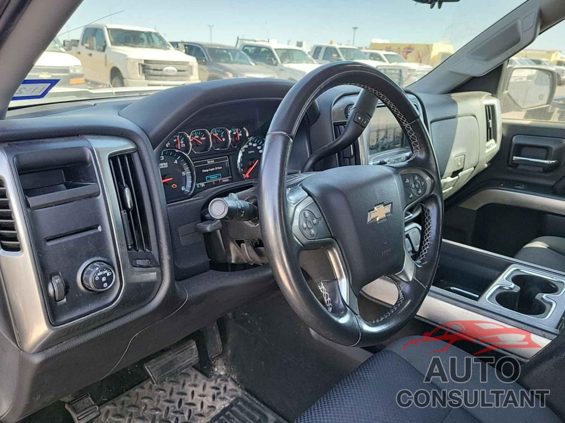 CHEVROLET SILVERADO 1500 2018 - 3GCPCREC4JG226519