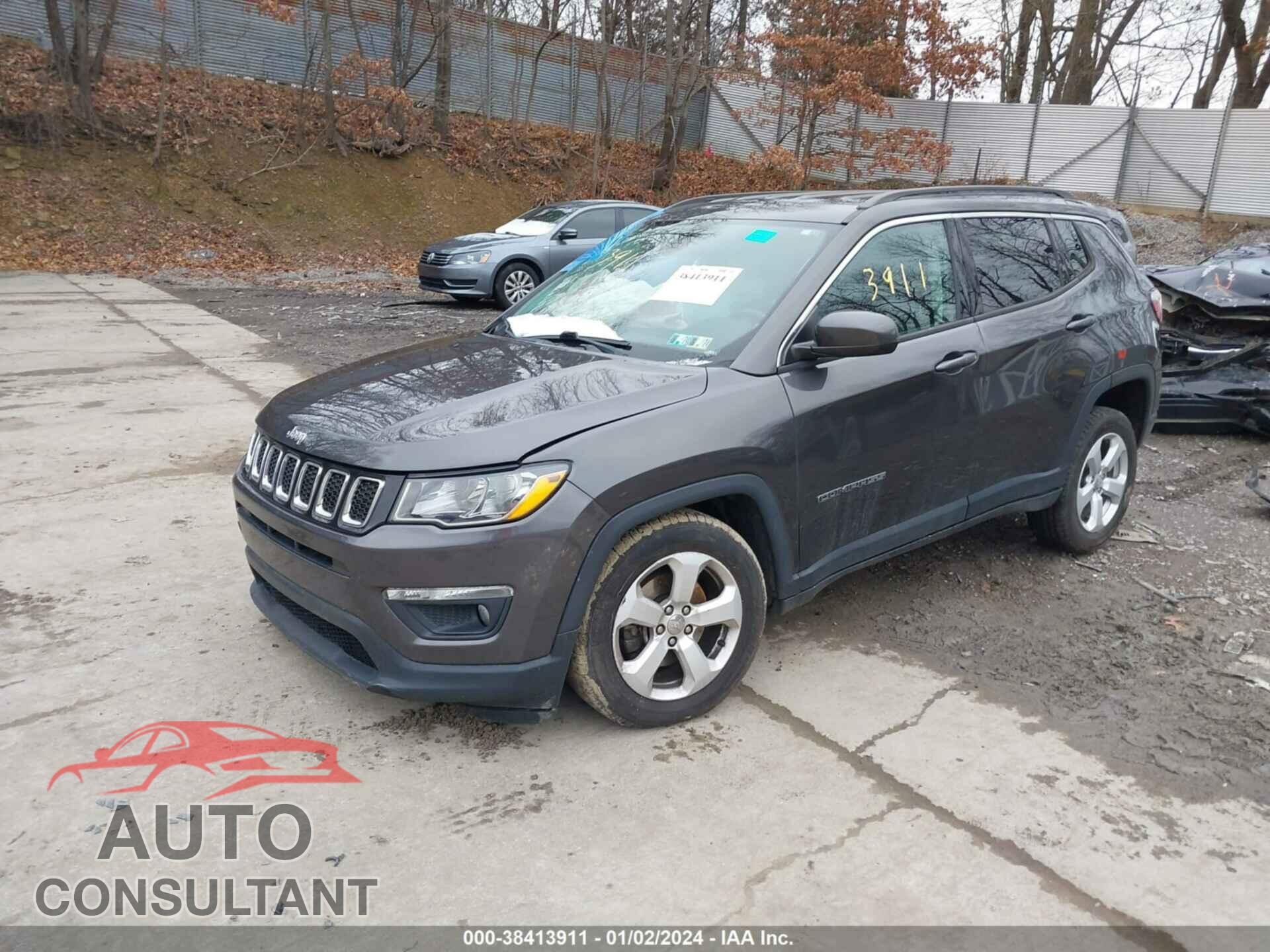 JEEP COMPASS 2018 - 3C4NJDBB7JT178517