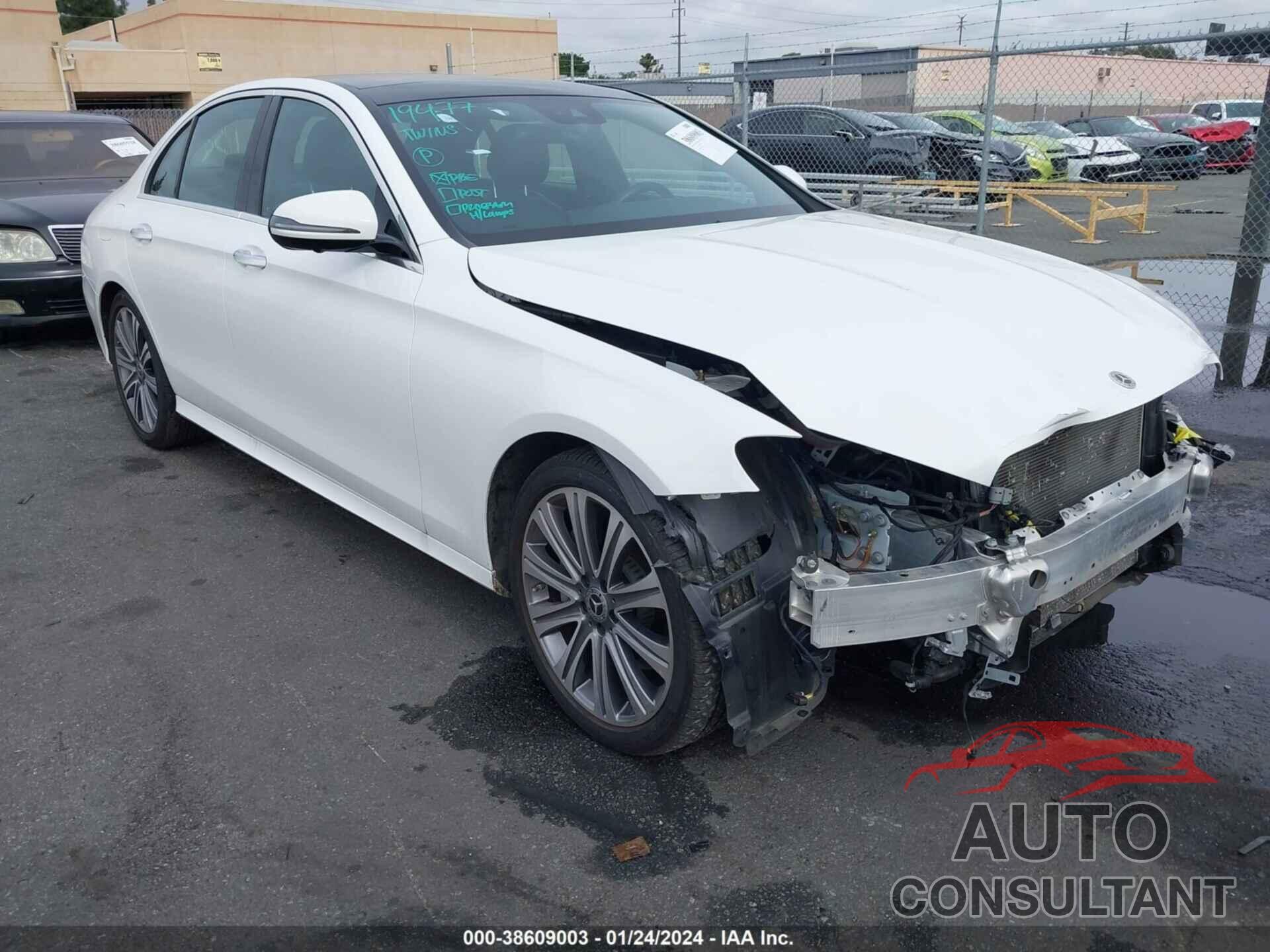 MERCEDES-BENZ E 350 2022 - W1KZF8DB9NB082019