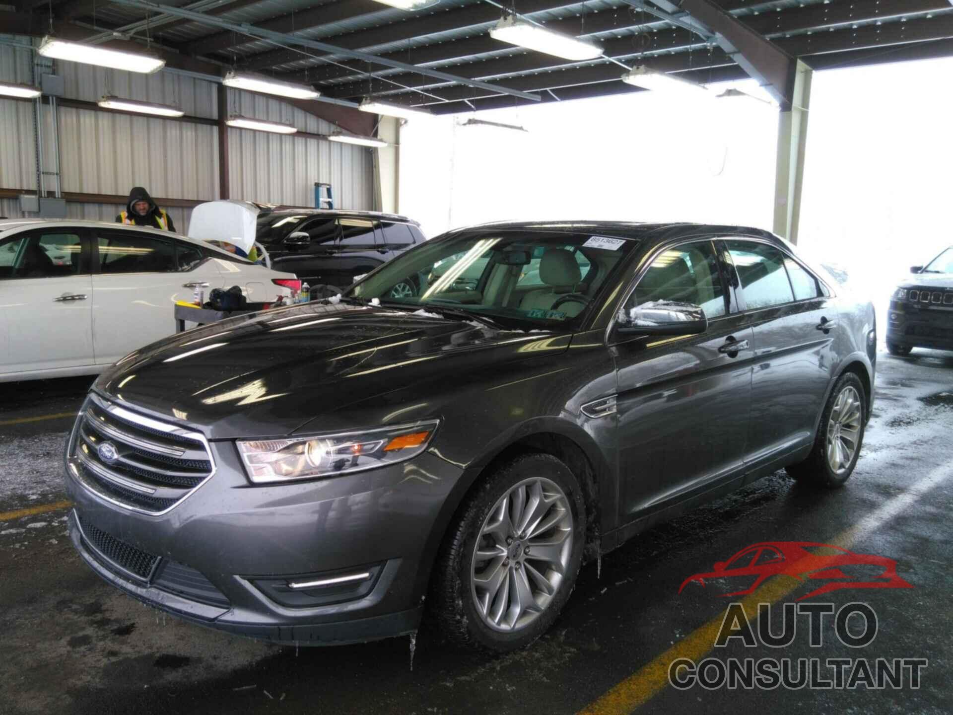 FORD TAURUS 2016 - 1FAHP2F82GG132630