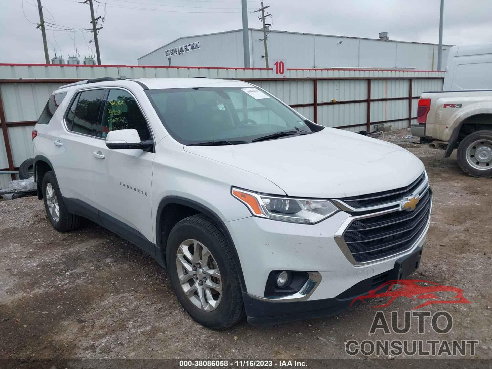 CHEVROLET TRAVERSE 2018 - 1GNERGKW3JJ124790