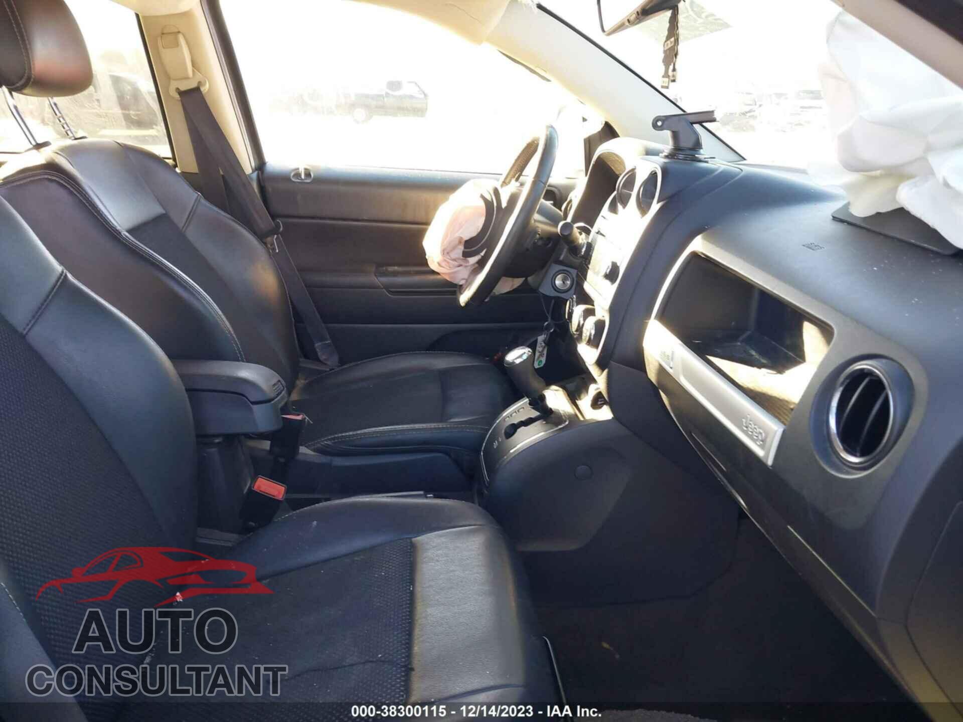 JEEP COMPASS 2017 - 1C4NJCBA2HD130621