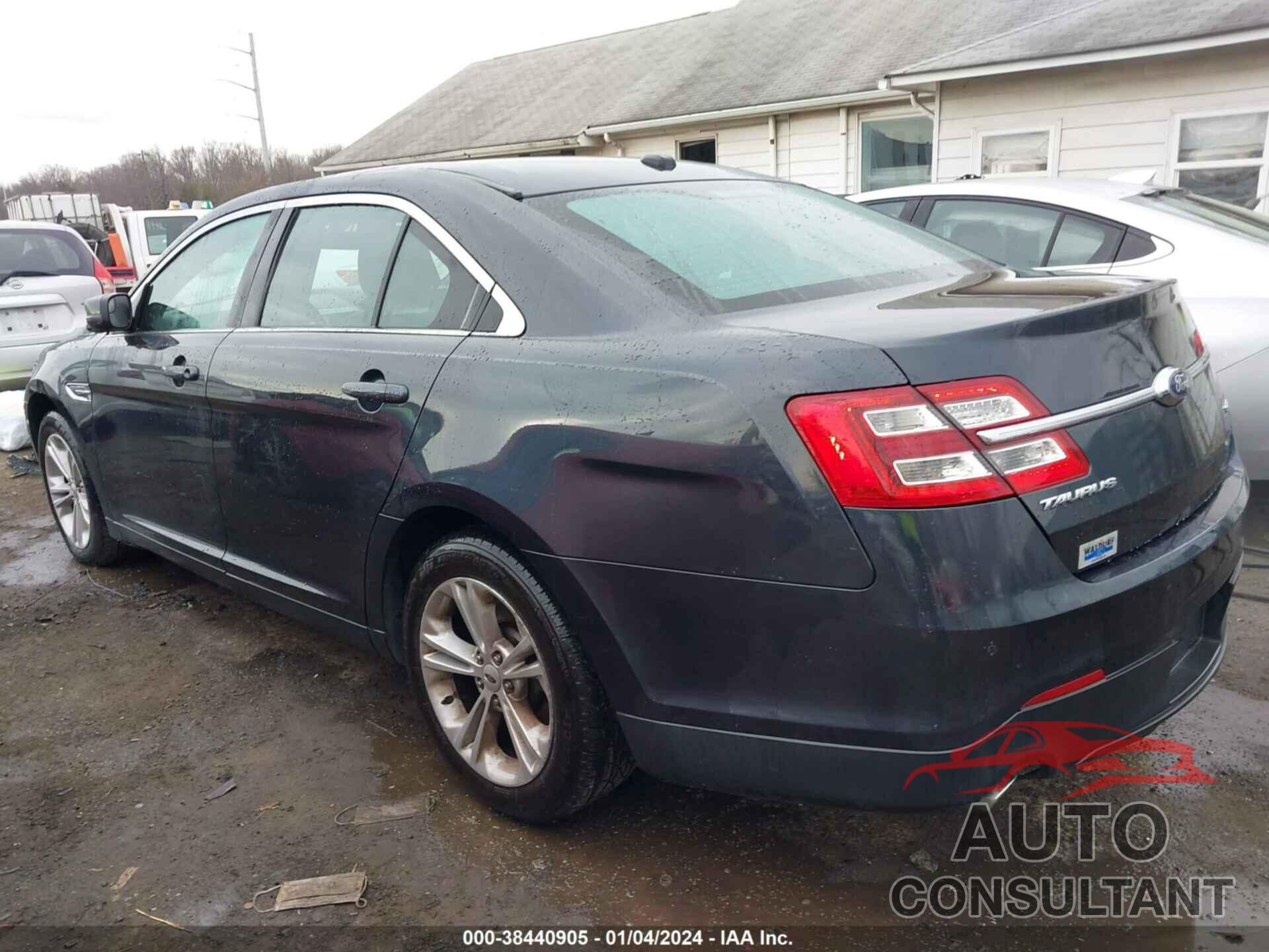 FORD TAURUS 2017 - 1FAHP2E8XHG137030