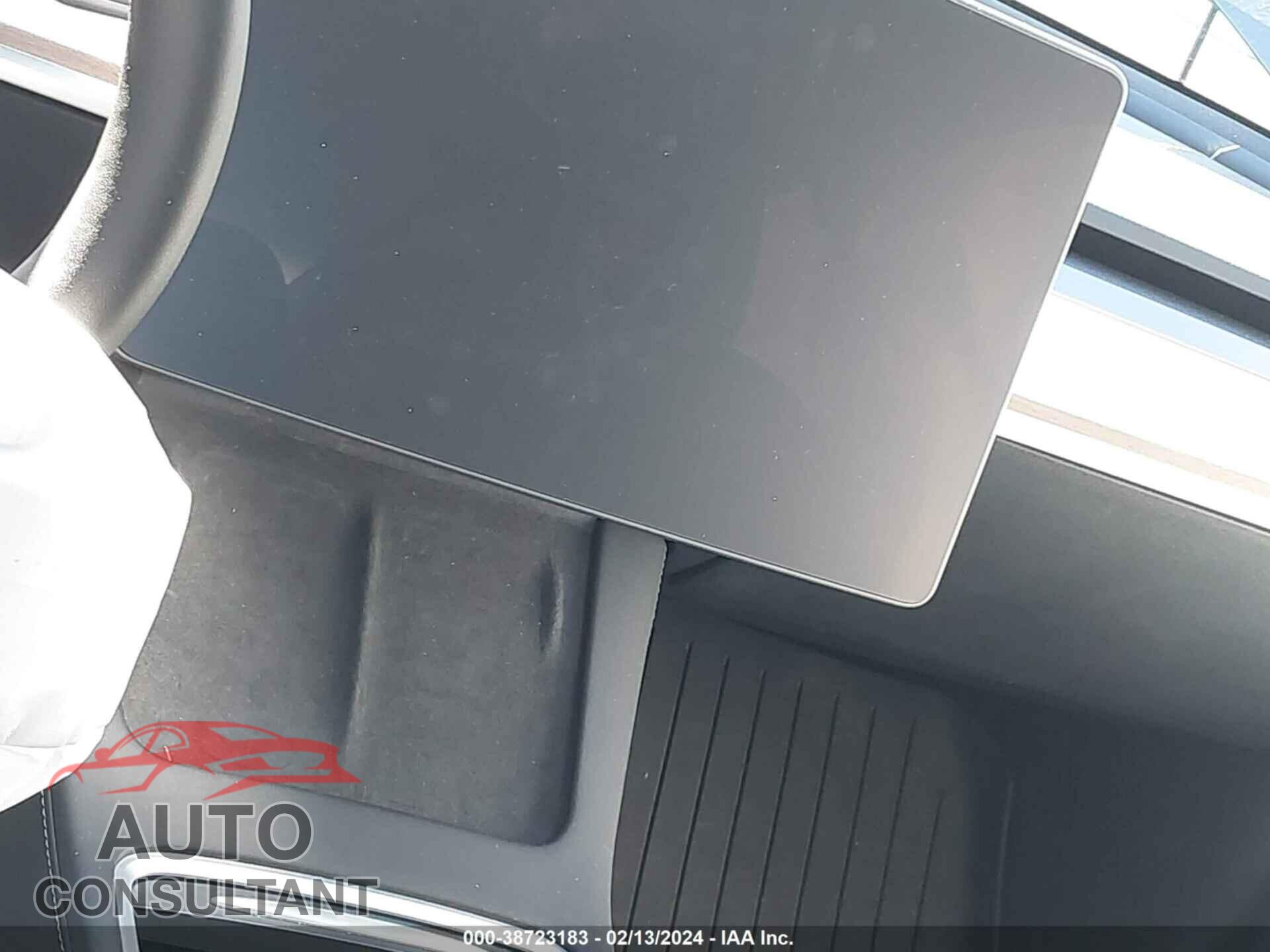 TESLA MODEL 3 2022 - 5YJ3E1EC5NF329969