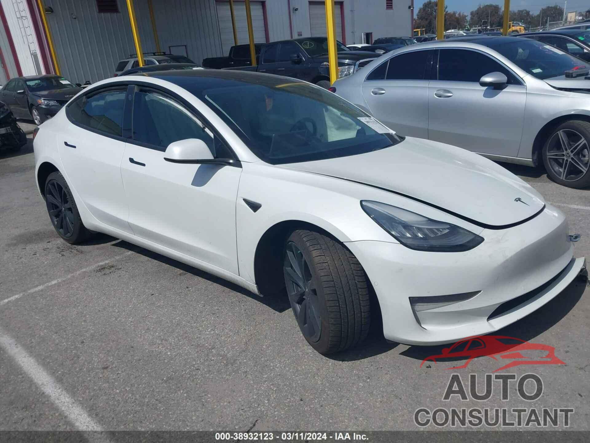 TESLA MODEL 3 2020 - 5YJ3E1EC2LF627537