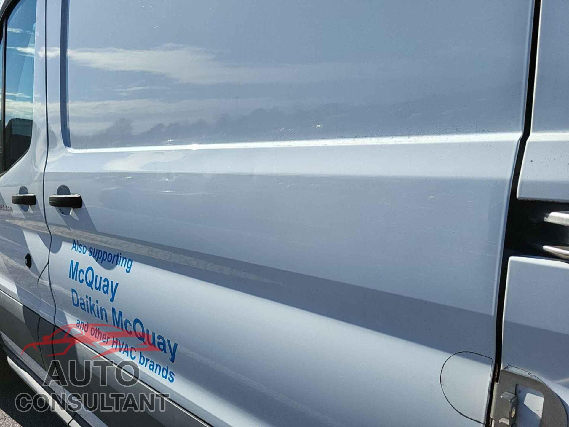 FORD TRANSIT 2017 - 1FTYR1DM3HKB48767