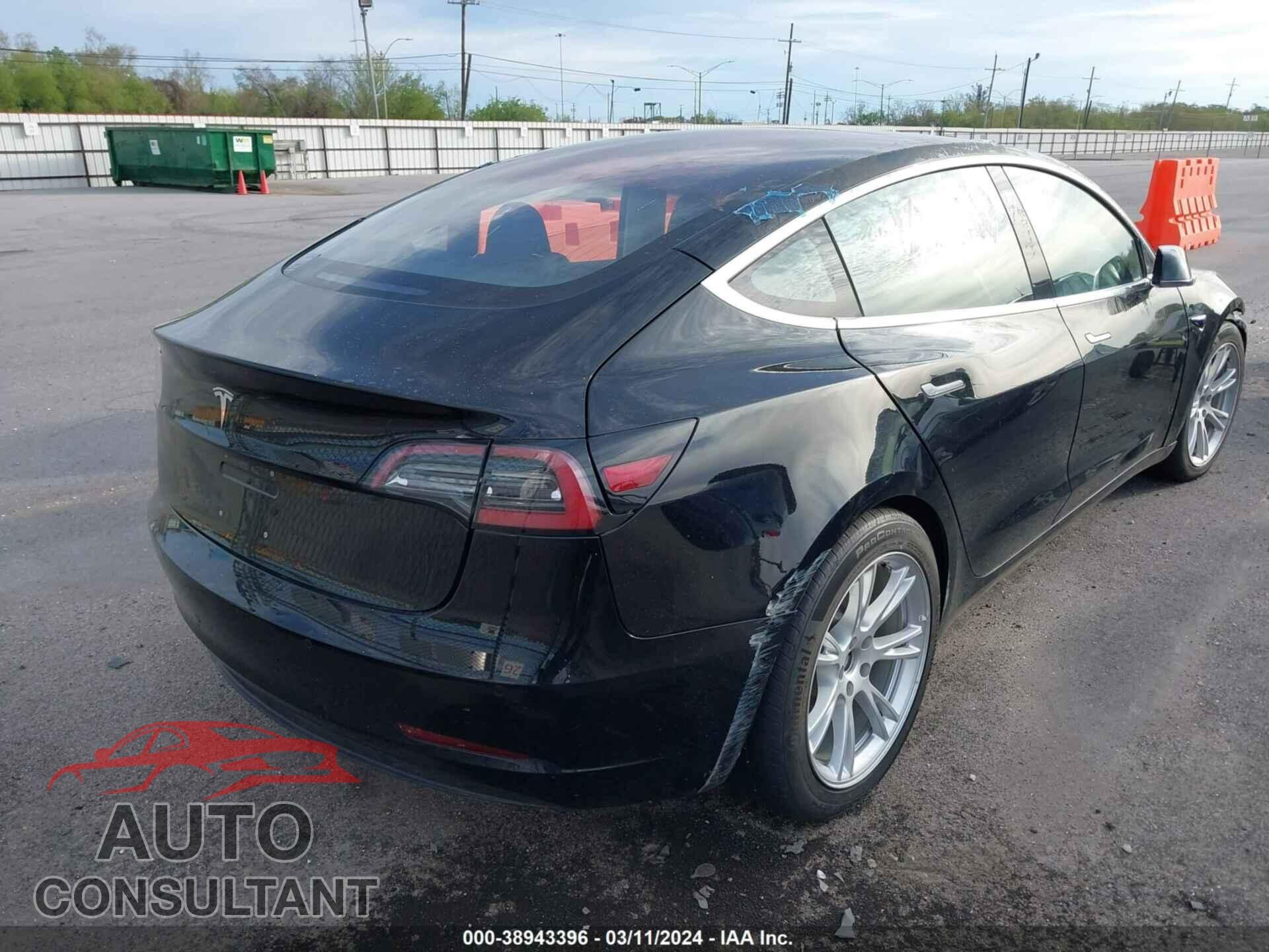 TESLA MODEL 3 2018 - 5YJ3E1EA5JF033021