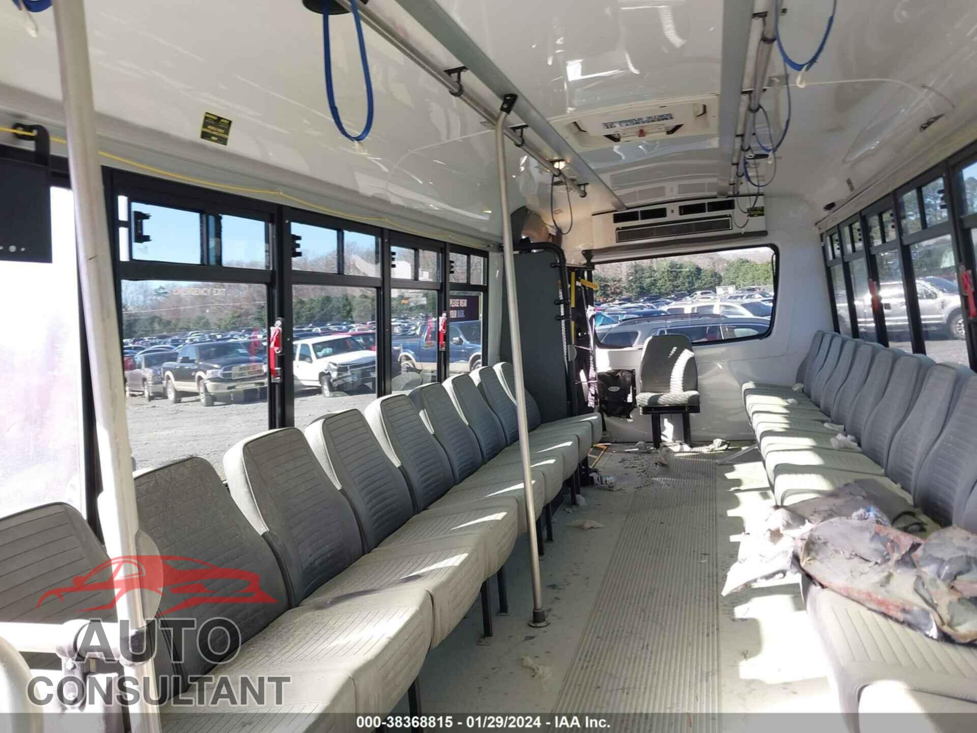 FORD E-450 CUTAWAY 2017 - 1FDFE4FSXHDC24968