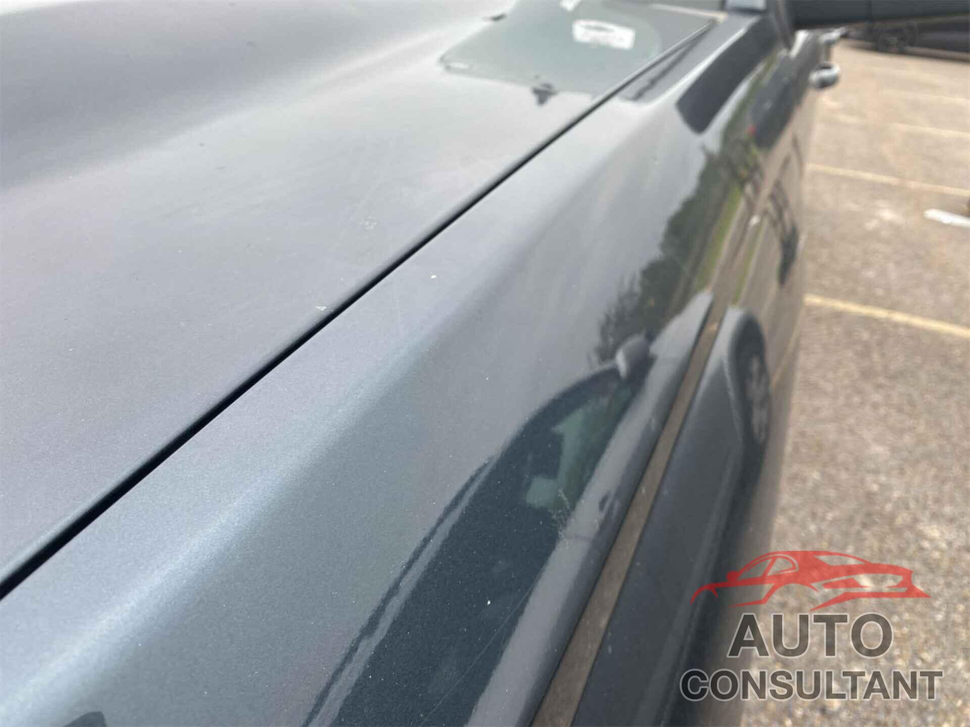 CHEVROLET SILVERADO 1500 2018 - 3GCUKREC7JG456125