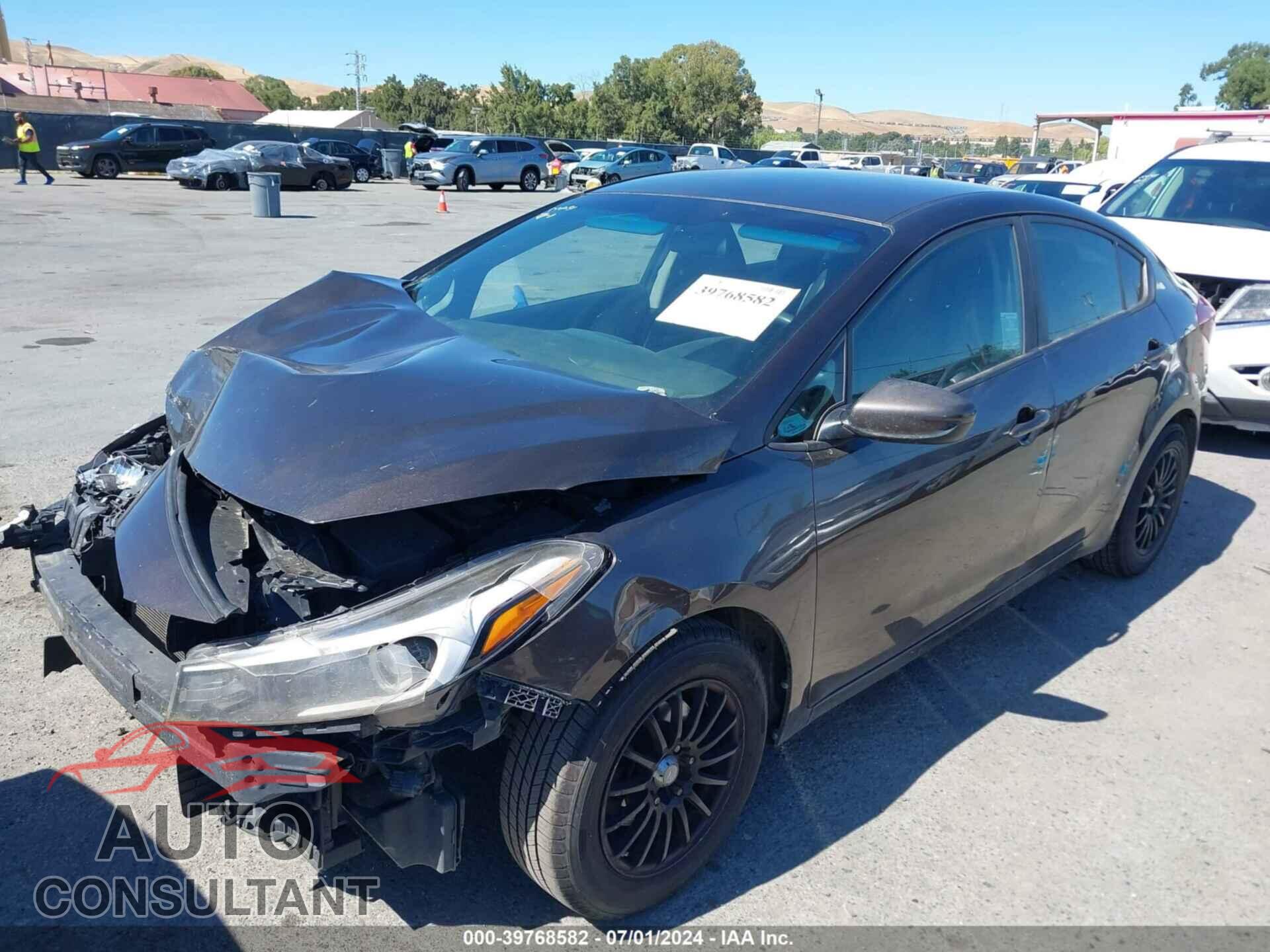 KIA FORTE 2017 - 3KPFL4A76HE041806