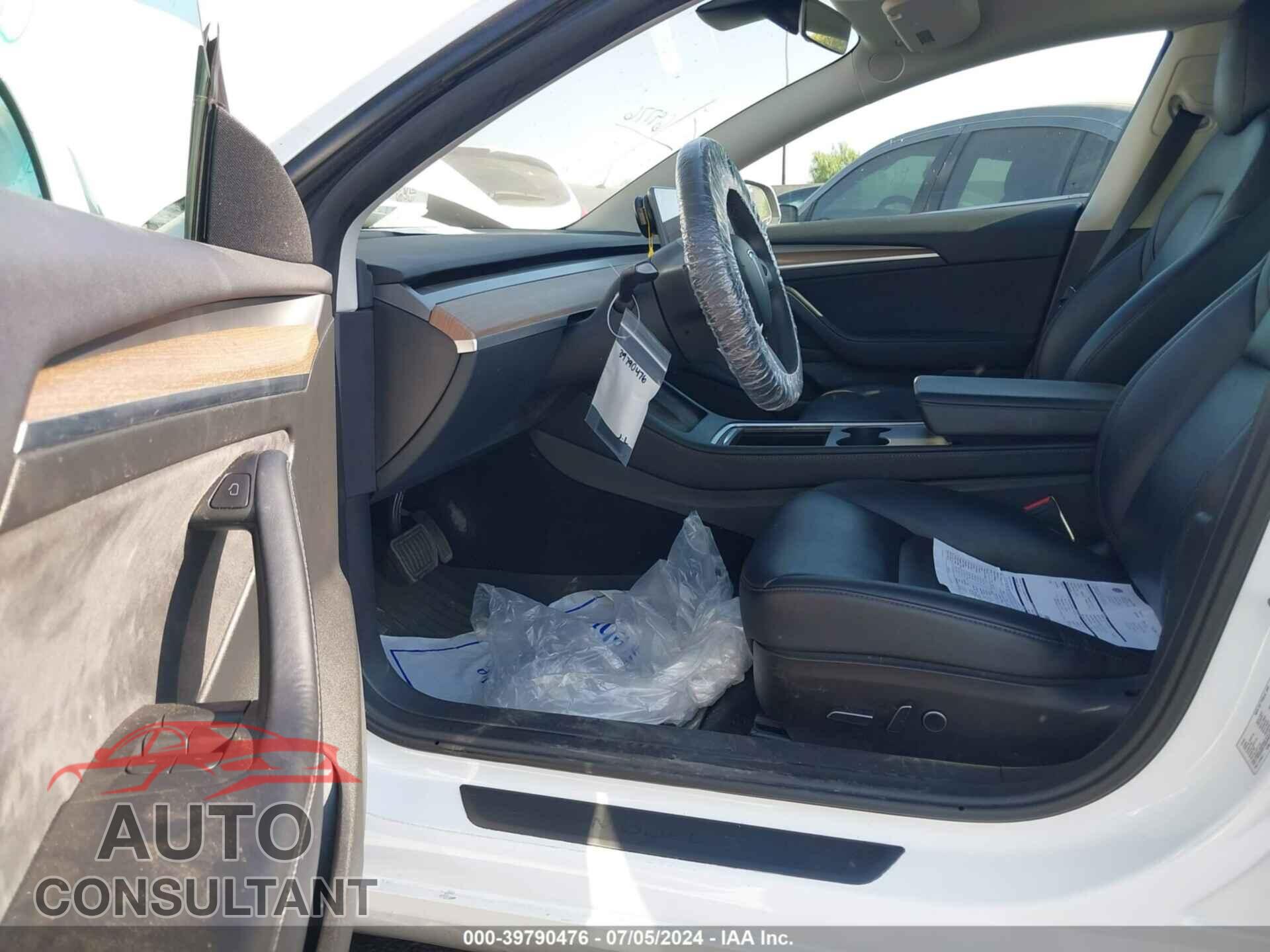 TESLA MODEL 3 2023 - 5YJ3E1EA2PF406461