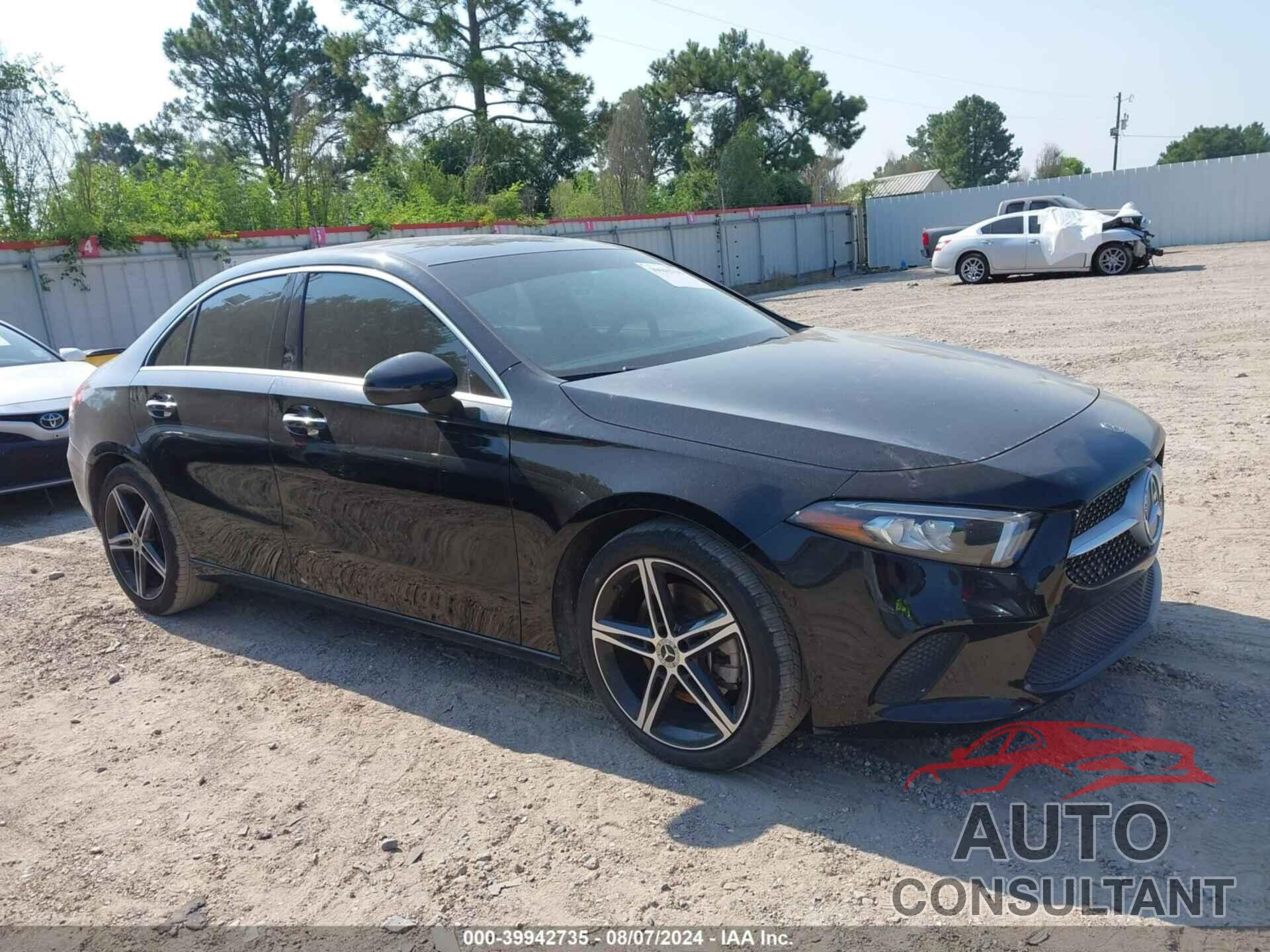 MERCEDES-BENZ A 220 2022 - W1K3G4EB6NJ339833