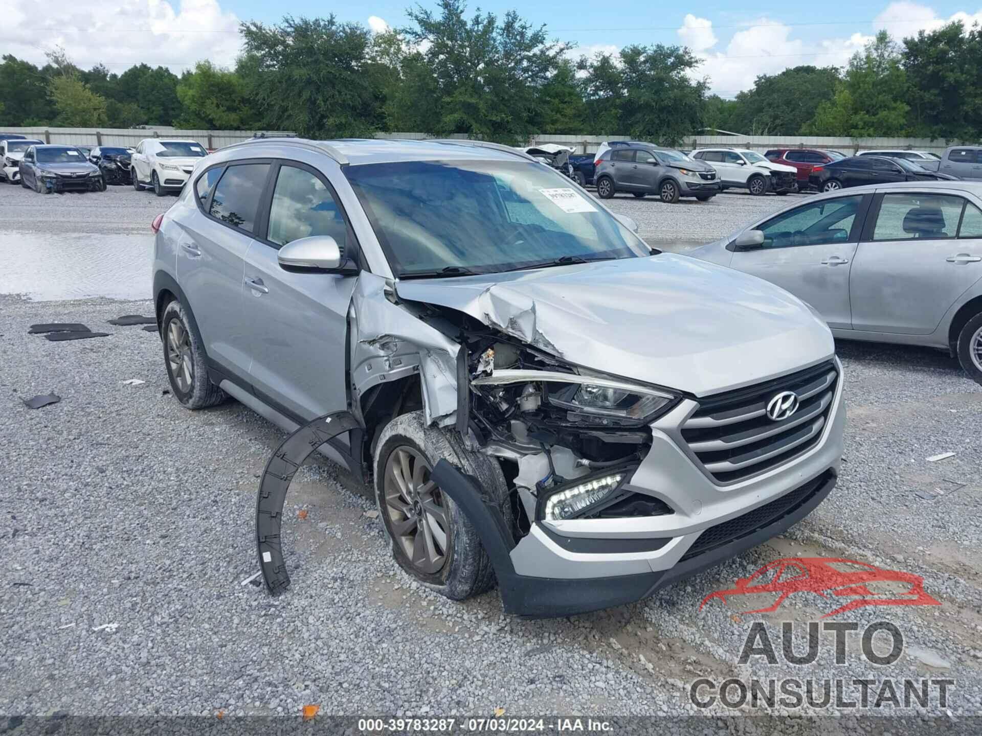 HYUNDAI TUCSON 2017 - KM8J3CA42HU526628