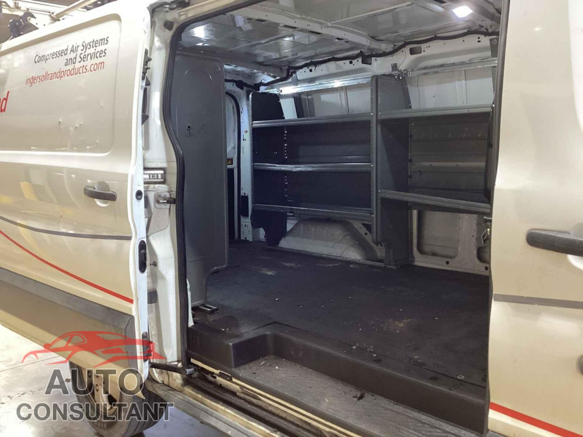 FORD TRANSIT 2019 - 1FTYR1YG7KKB48167