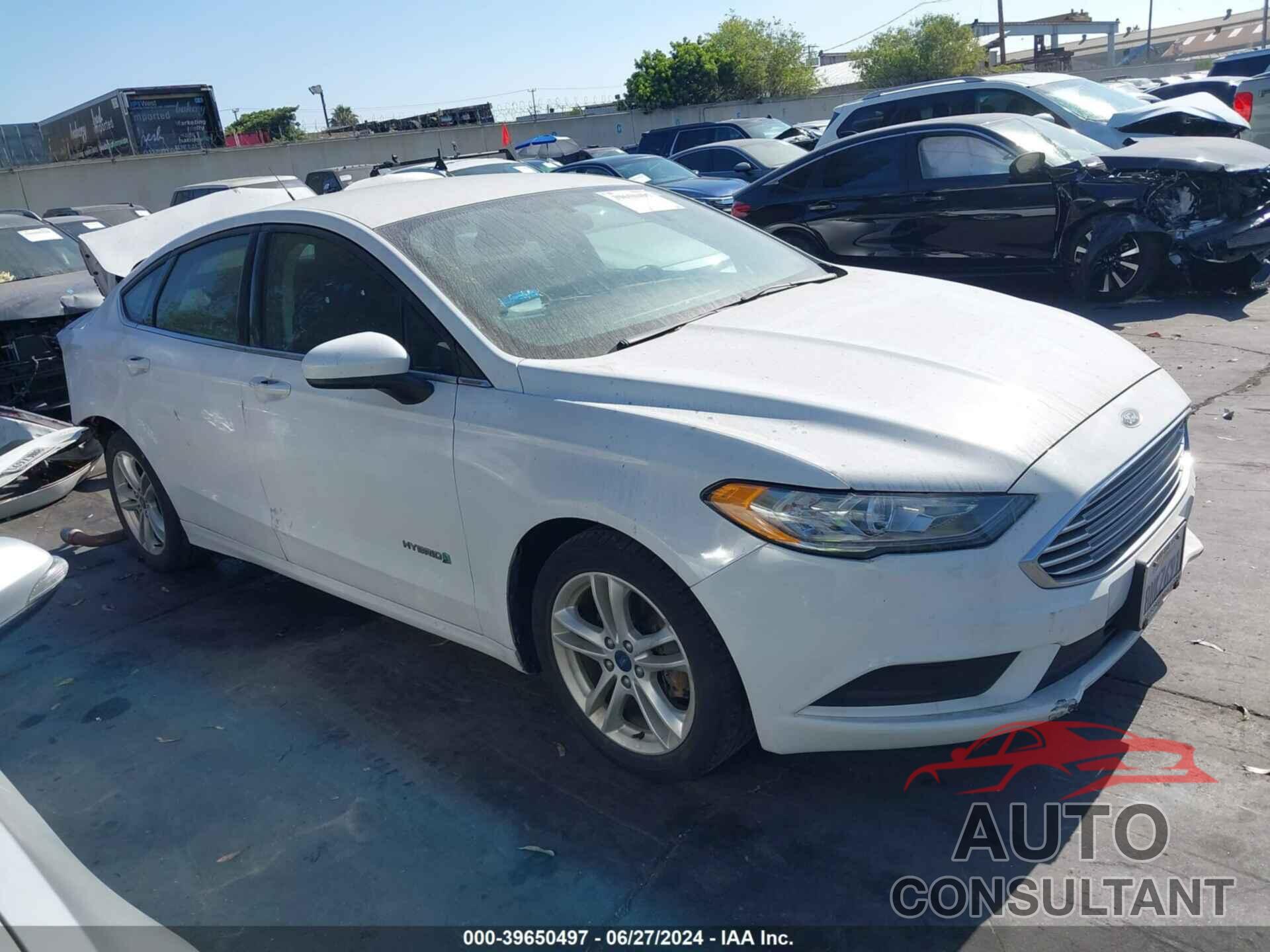 FORD FUSION HYBRID 2018 - 3FA6P0LUXJR151343