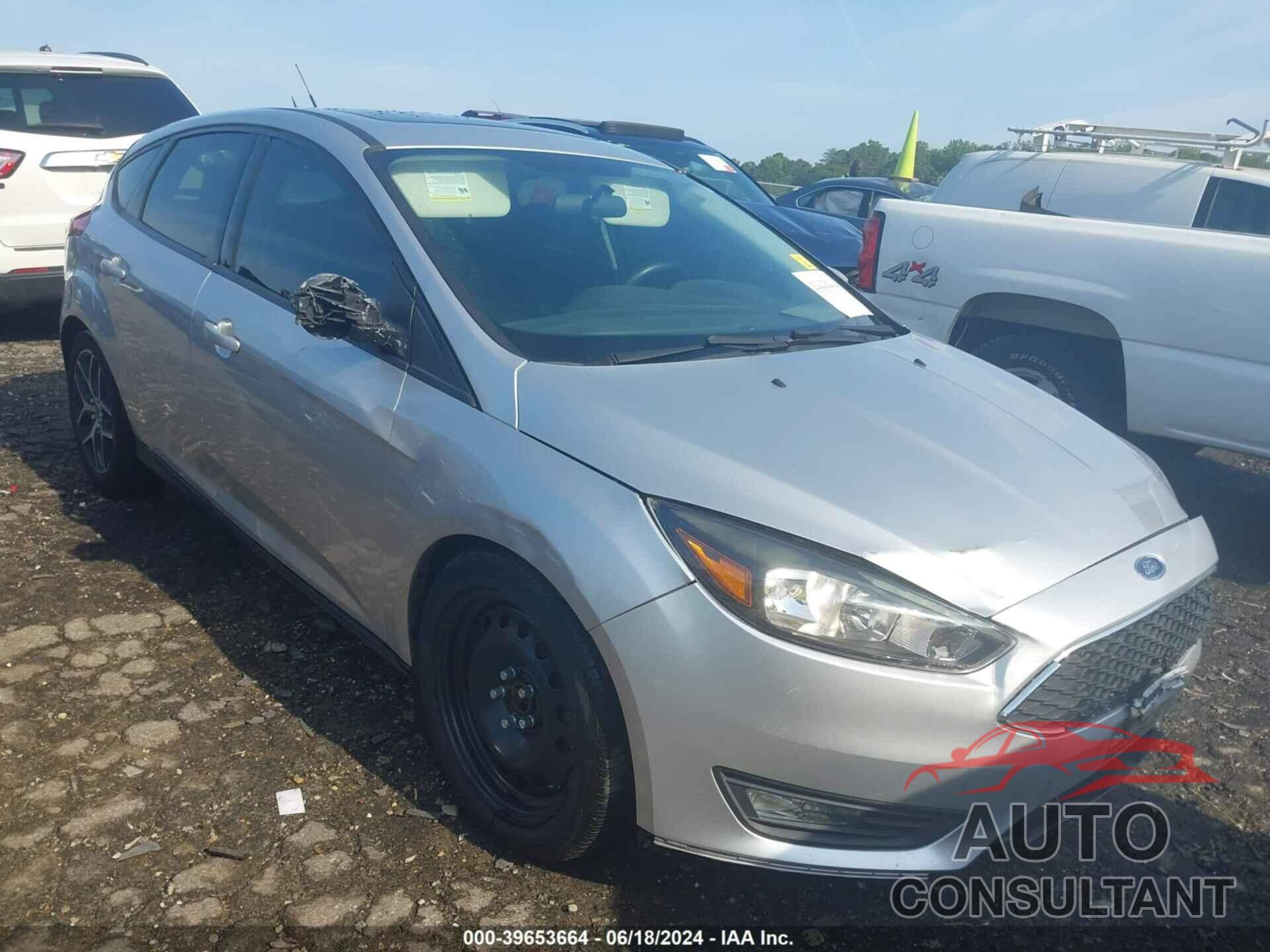 FORD FOCUS 2018 - 1FADP3M25JL242699