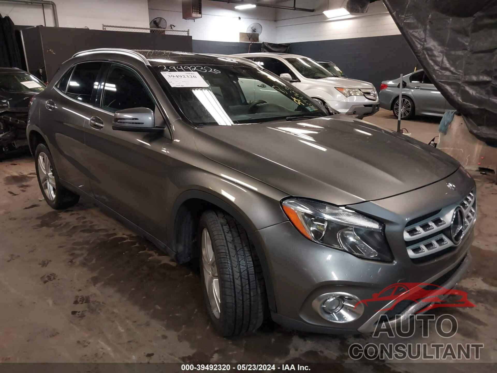 MERCEDES-BENZ GLA 250 2018 - WDCTG4EB8JJ424560
