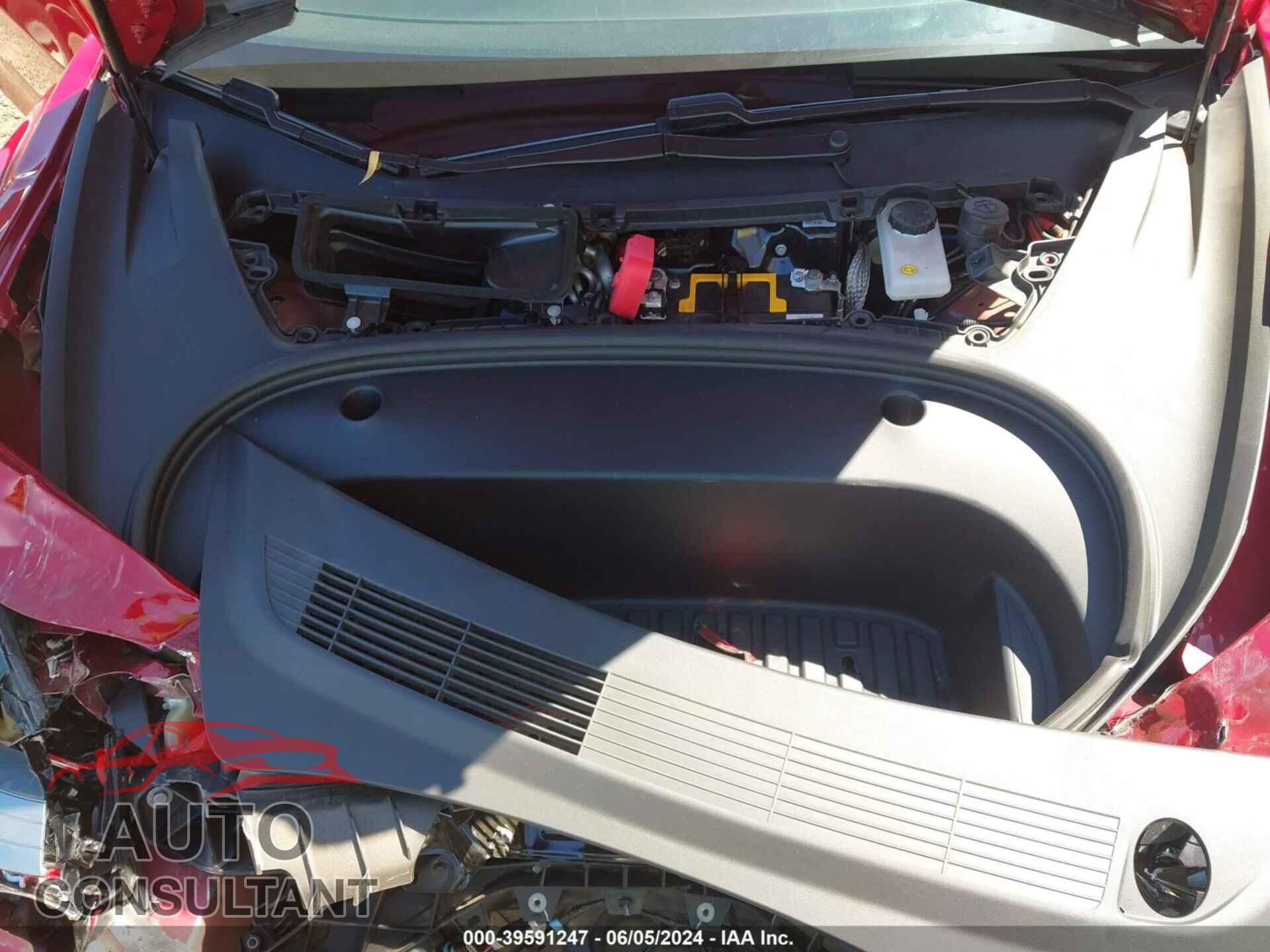 TESLA MODEL 3 2021 - 5YJ3E1EA8MF052800