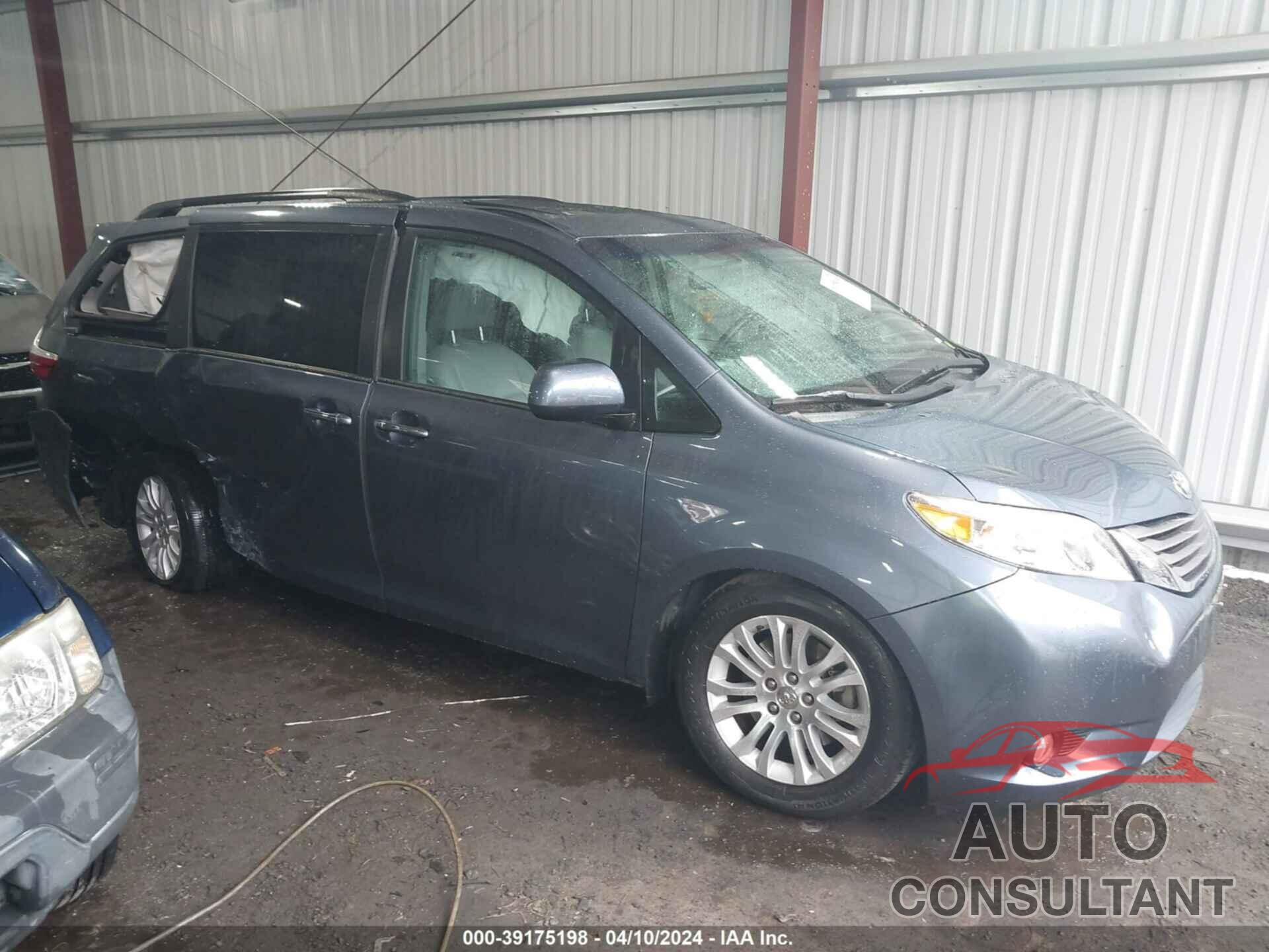 TOYOTA SIENNA 2017 - 5TDYZ3DC7HS872571