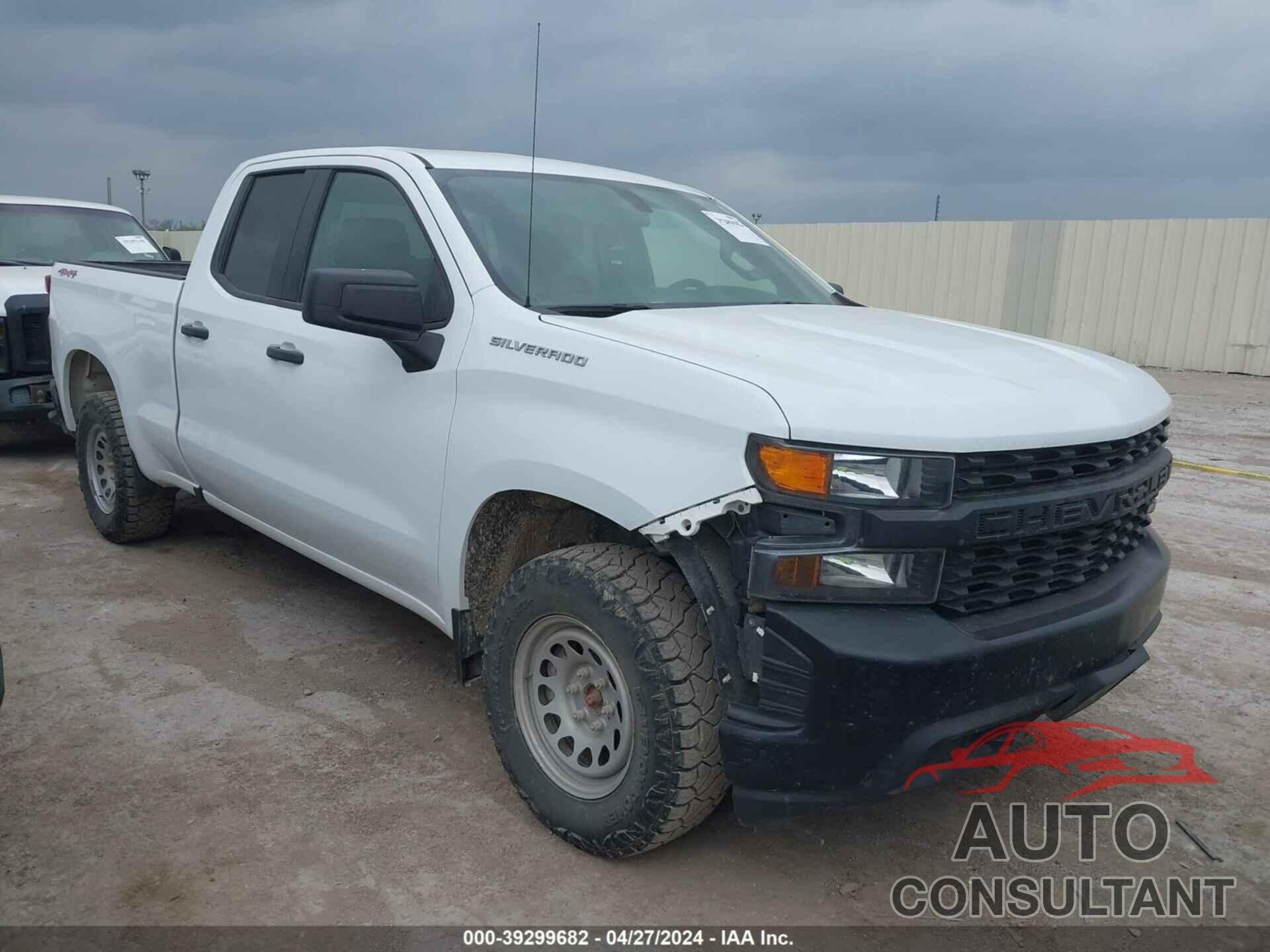 CHEVROLET SILVERADO 1500 2021 - 1GCRYAEF4MZ406478