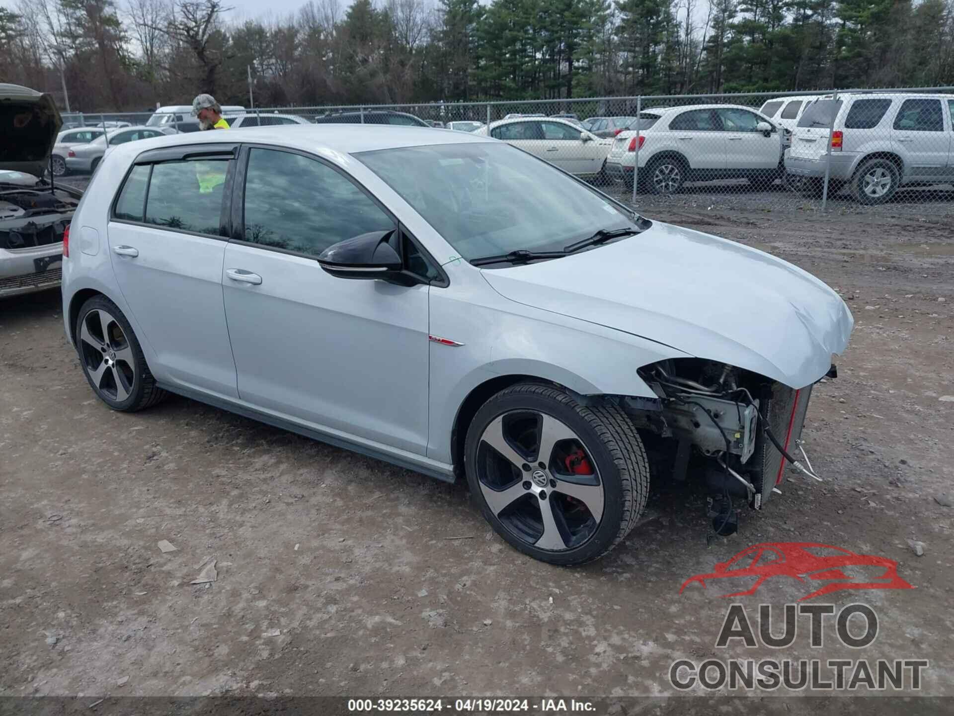 VOLKSWAGEN GOLF GTI 2018 - 3VW447AUXJM259672