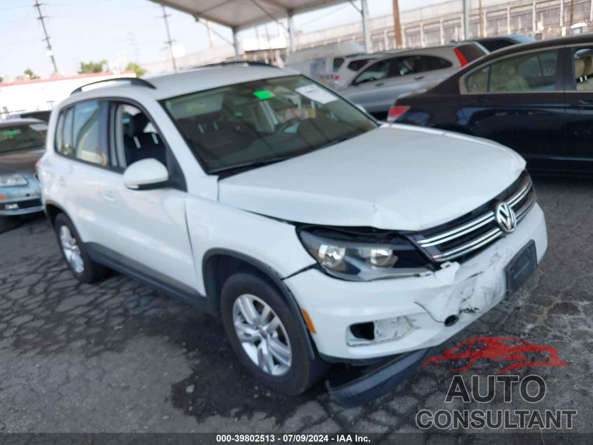 VOLKSWAGEN TIGUAN 2017 - WVGAV7AX0HK029715