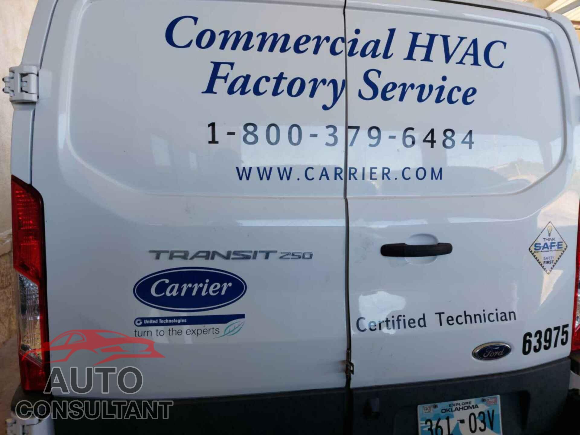 FORD TRANSIT 2017 - 1FTYR1YMXHKB43592