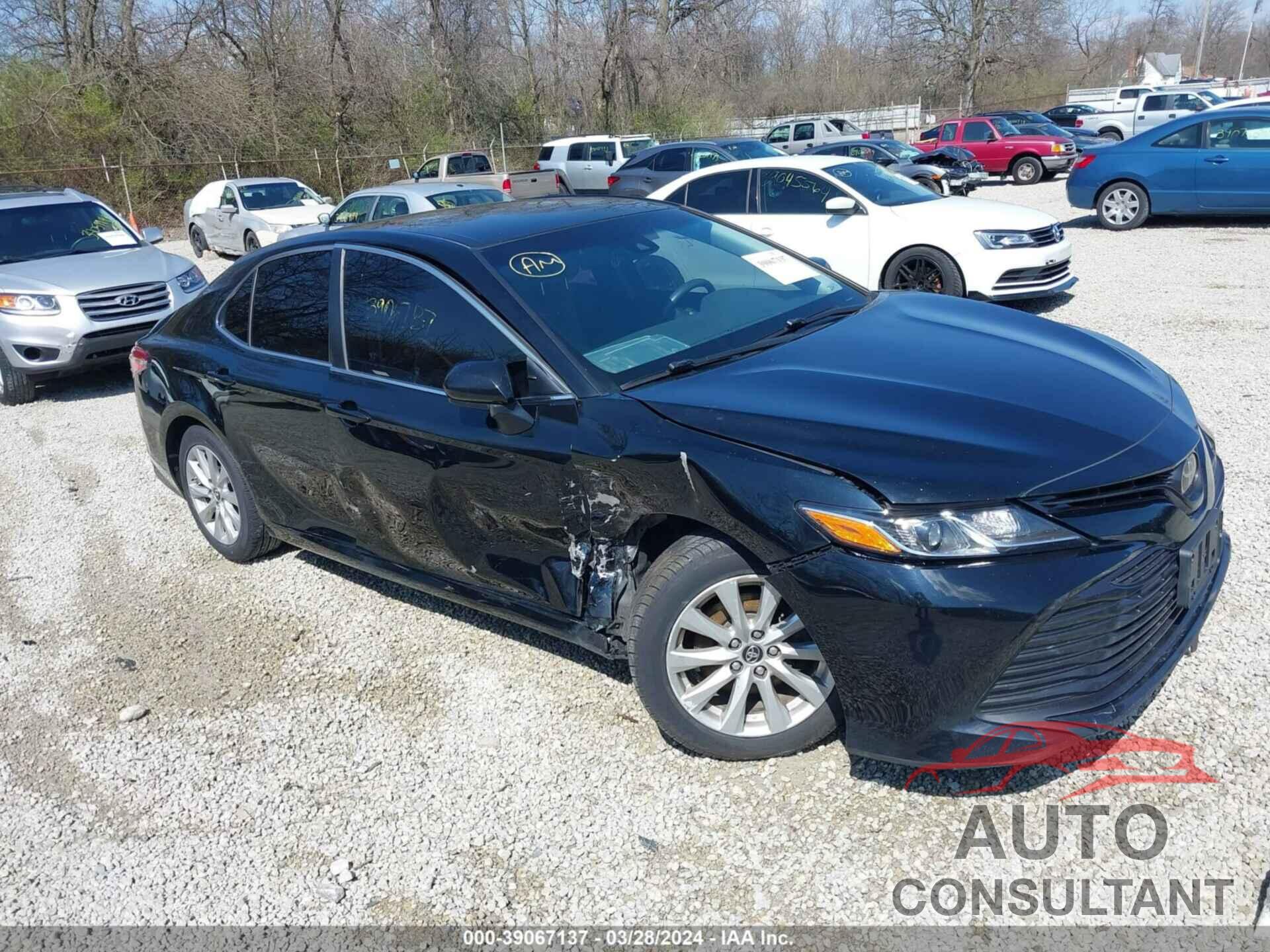 TOYOTA CAMRY 2018 - JTNB11HK1J3026782