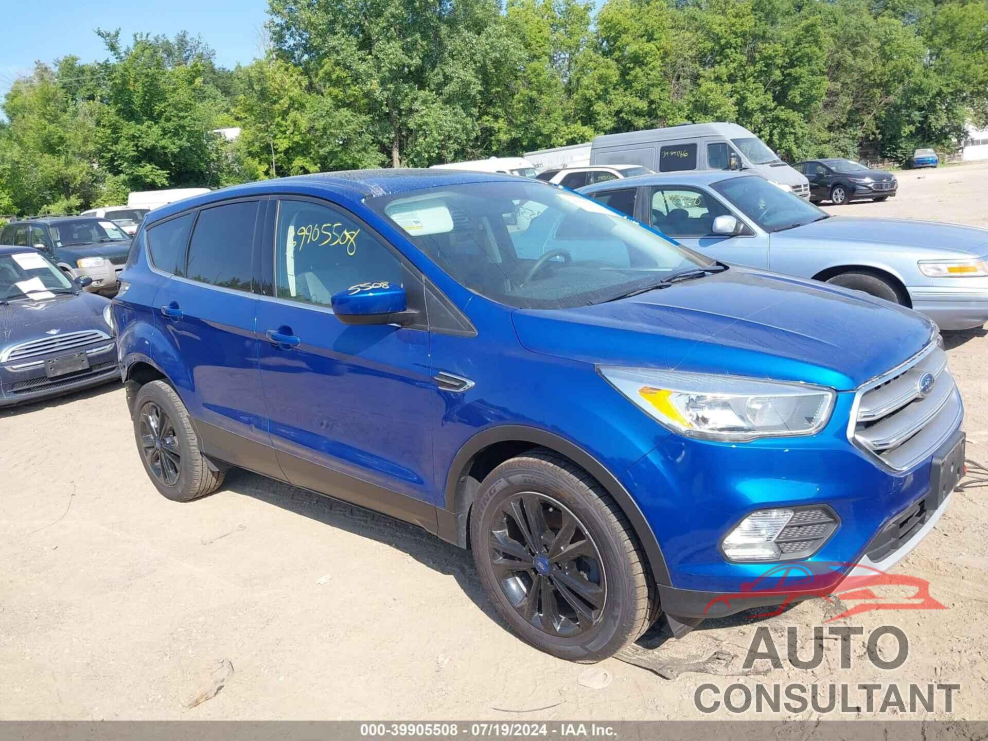 FORD ESCAPE 2017 - 1FMCU0GD0HUD27427