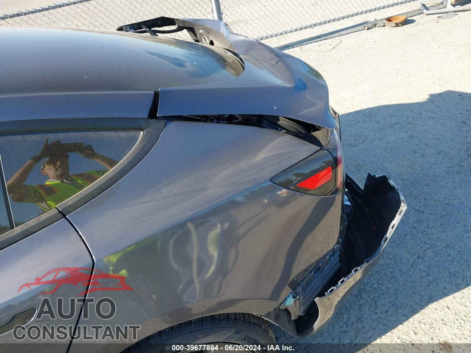 TESLA MODEL 3 2021 - 5YJ3E1EA0MF929781
