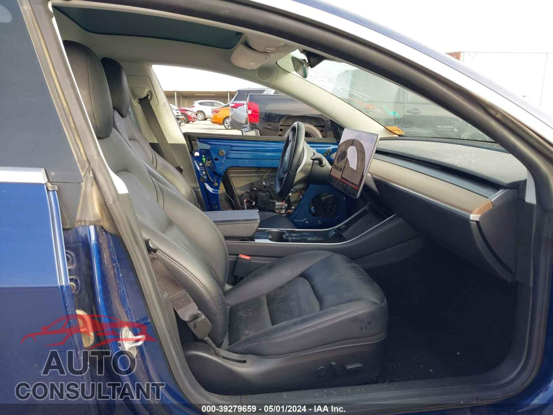 TESLA MODEL 3 2019 - 5YJ3E1EA8KF356352