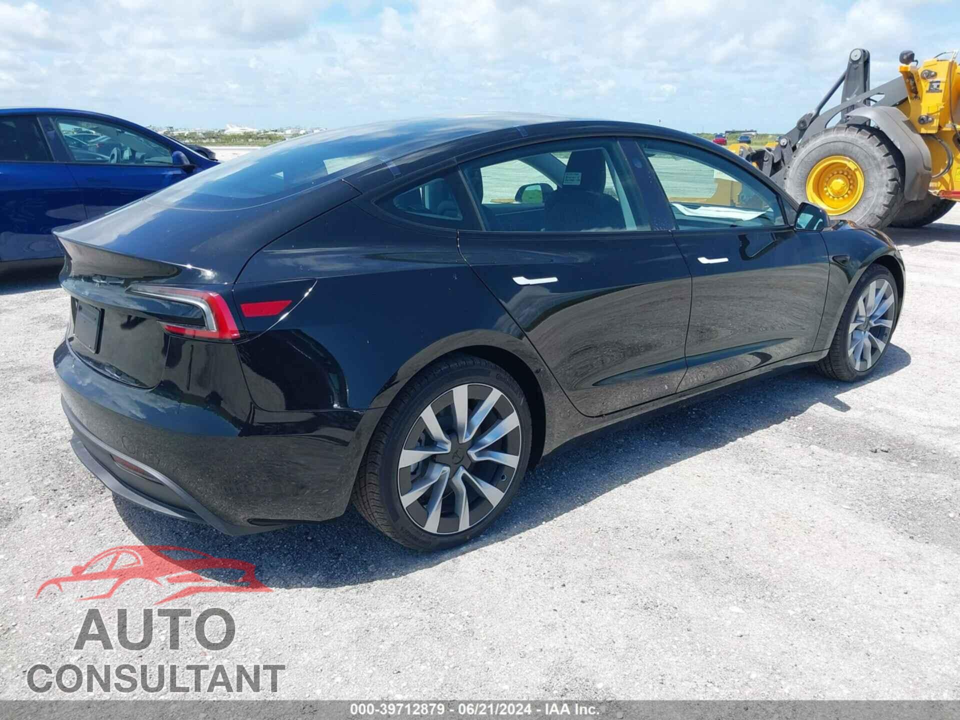 TESLA MODEL 3 2024 - 5YJ3E1EA8RF752386