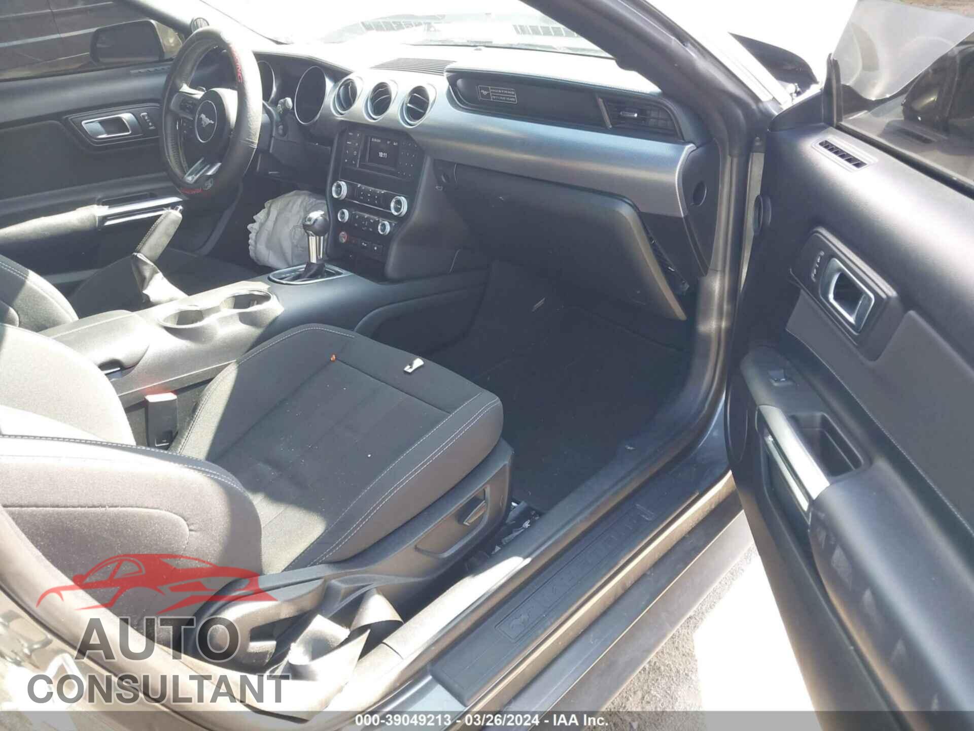 FORD MUSTANG 2020 - 1FA6P8CF0L5190903