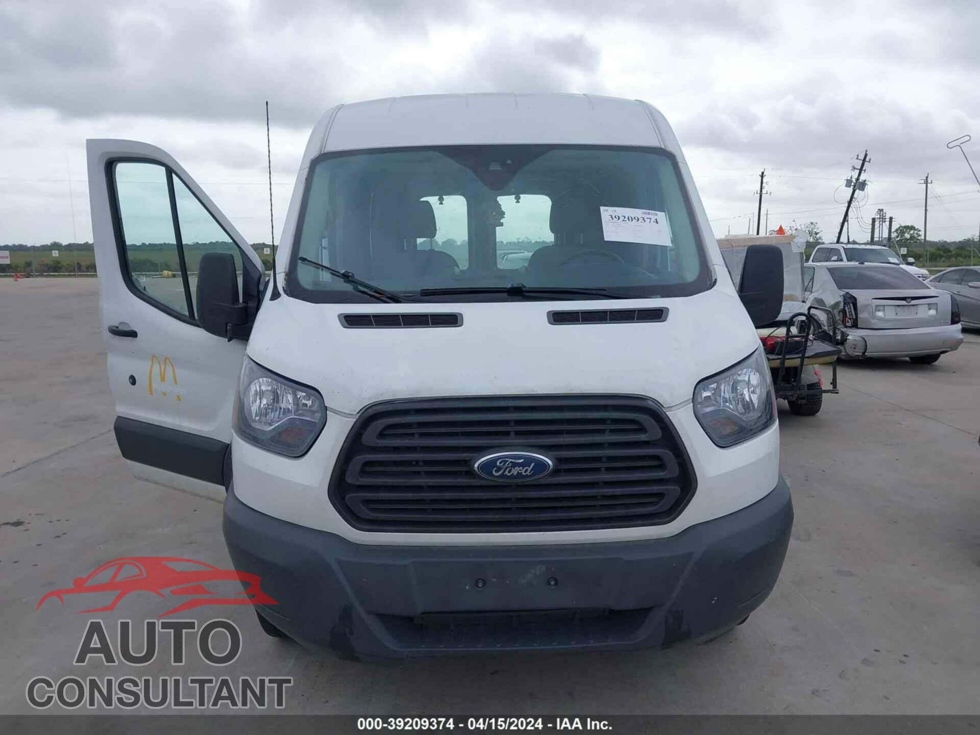 FORD TRANSIT-250 2017 - 1FTYR2CM2HKB42126