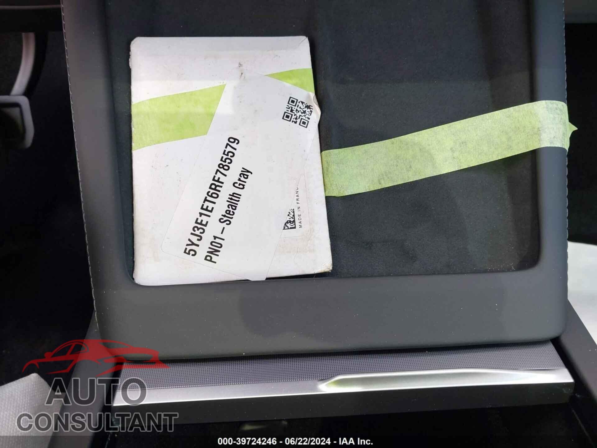 TESLA MODEL 3 2024 - 5YJ3E1ET6RF785579