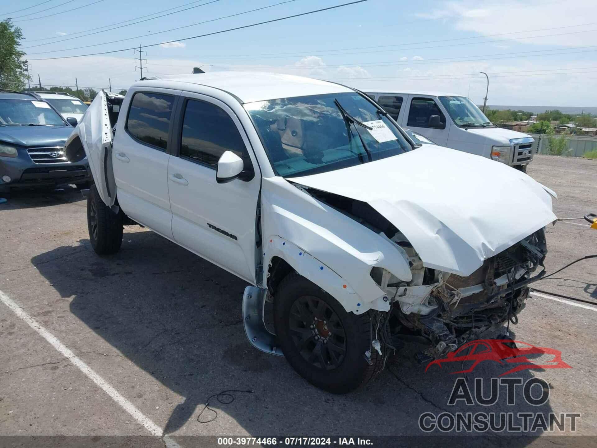 TOYOTA TACOMA 2018 - 3TMAZ5CN3JM057774