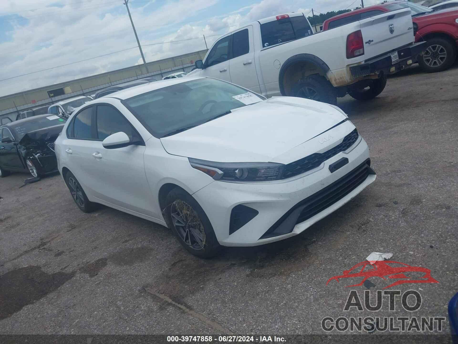 KIA FORTE 2024 - 3KPF24AD8RE759304