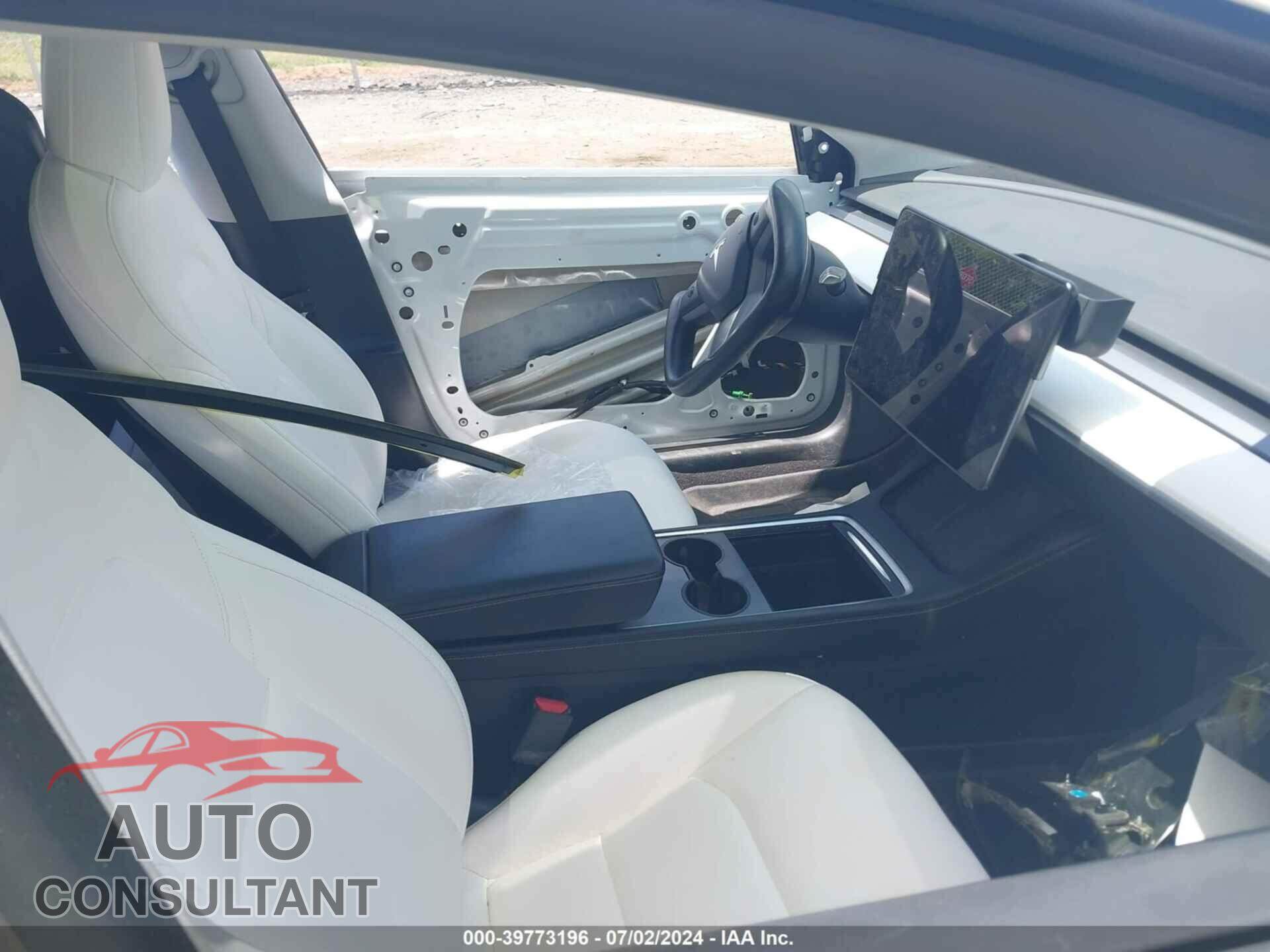 TESLA MODEL 3 2021 - 5YJ3E1EB6MF975446