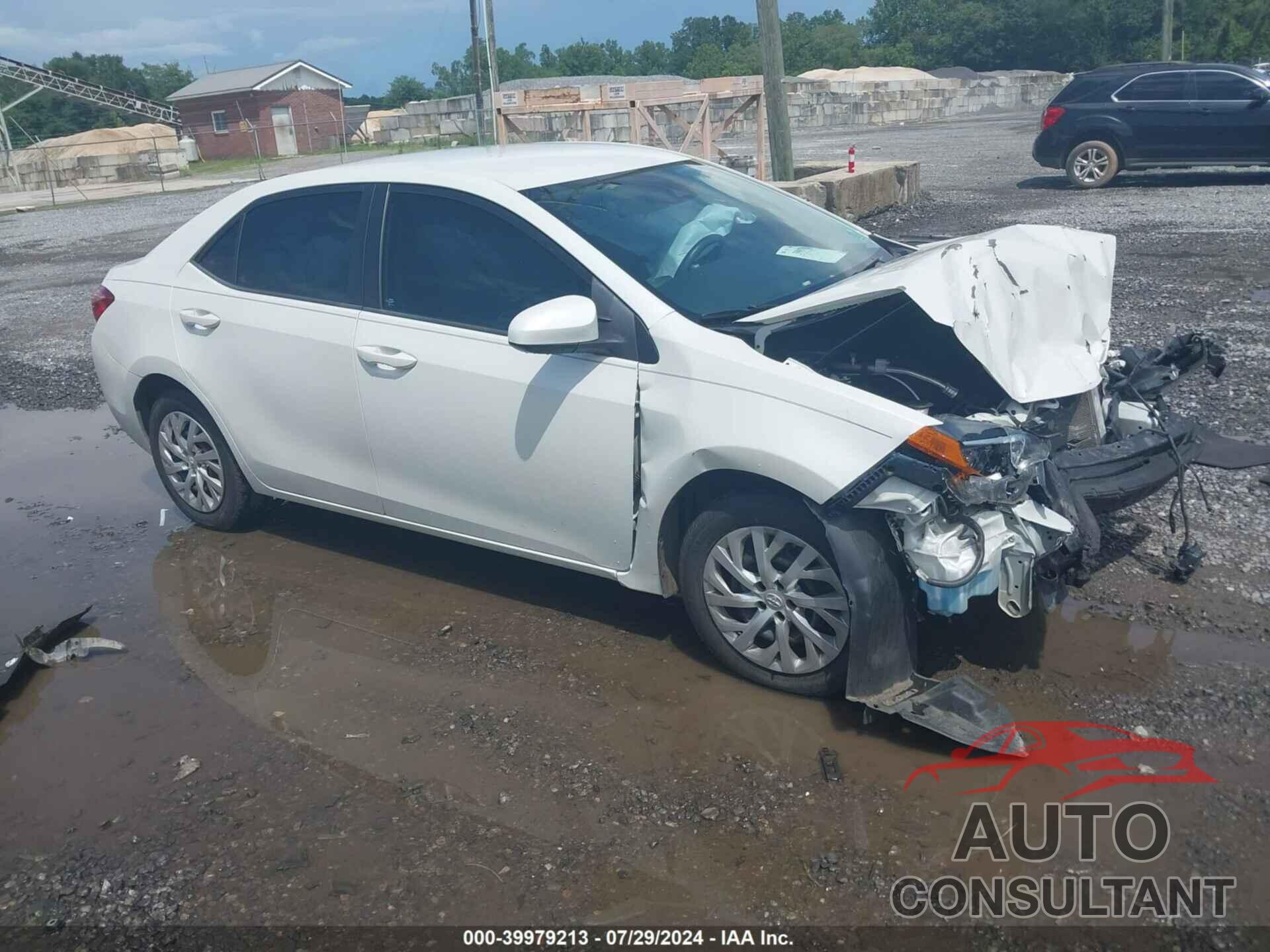 TOYOTA COROLLA 2017 - 5YFBURHE9HP735157