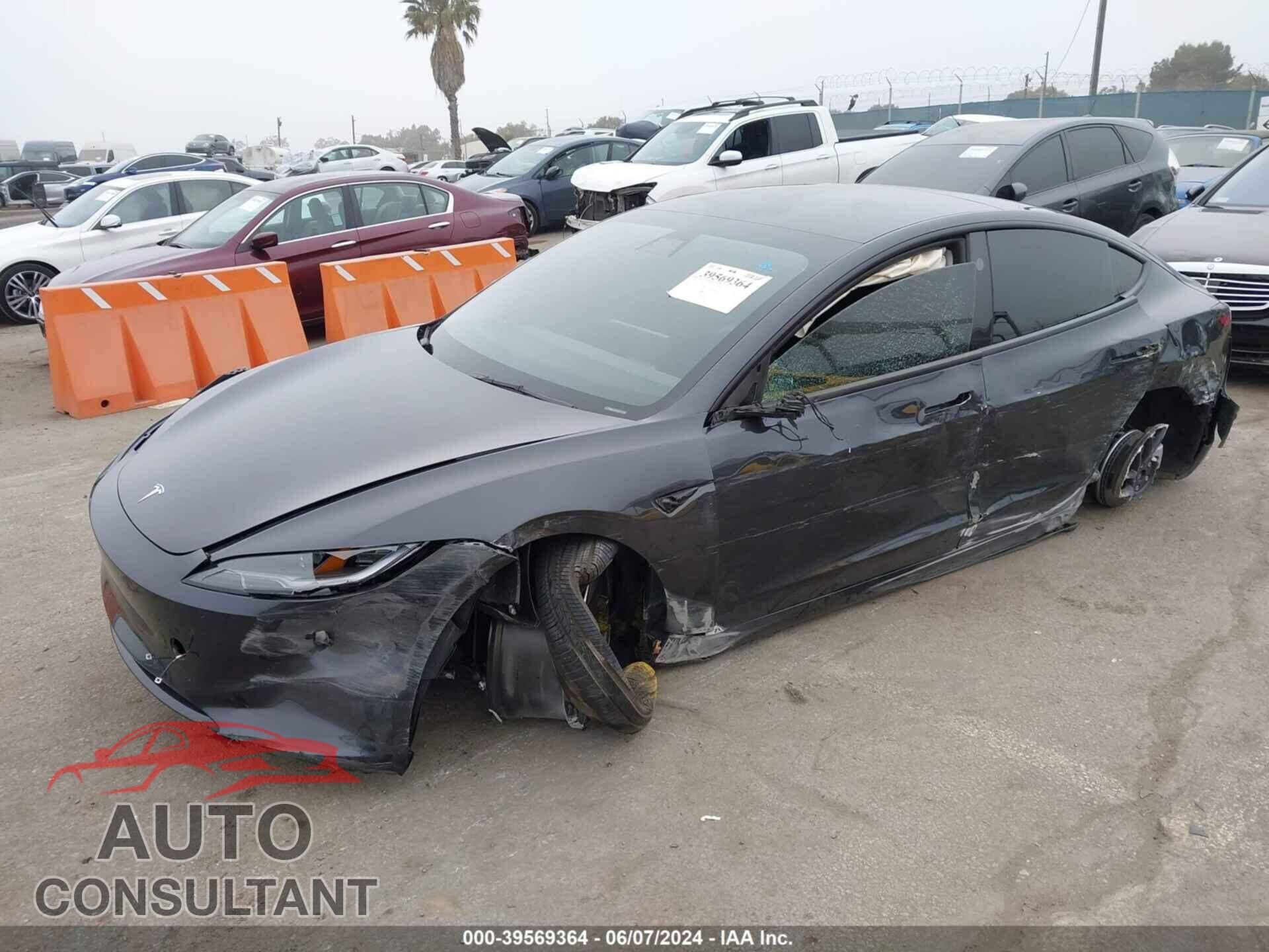 TESLA MODEL 3 2024 - 5YJ3E1EA4RF737190